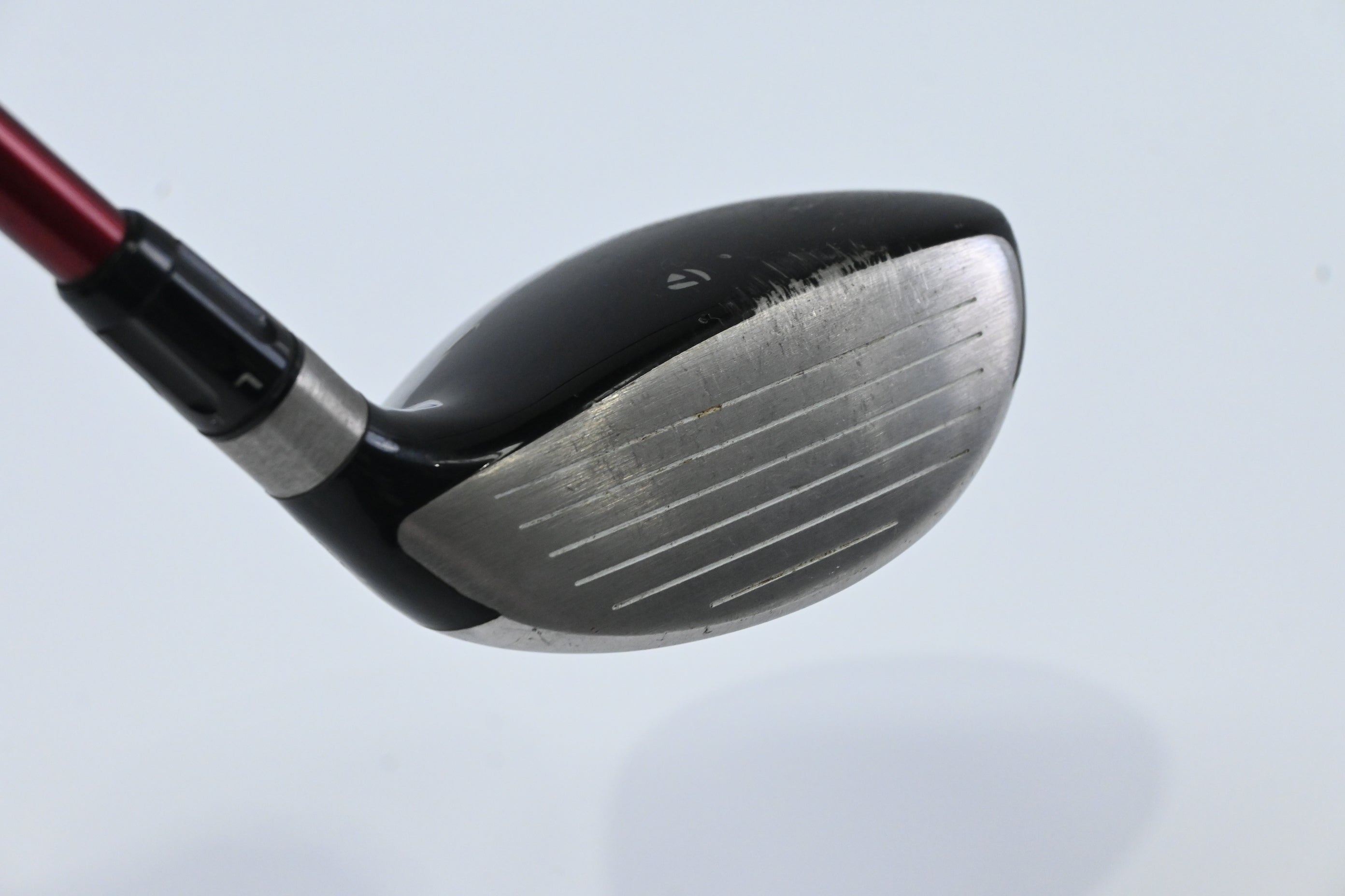 Left Hand Taylormade R9 #5 Wood / 19 Degree / Regular Flex Fujikura Motore 70