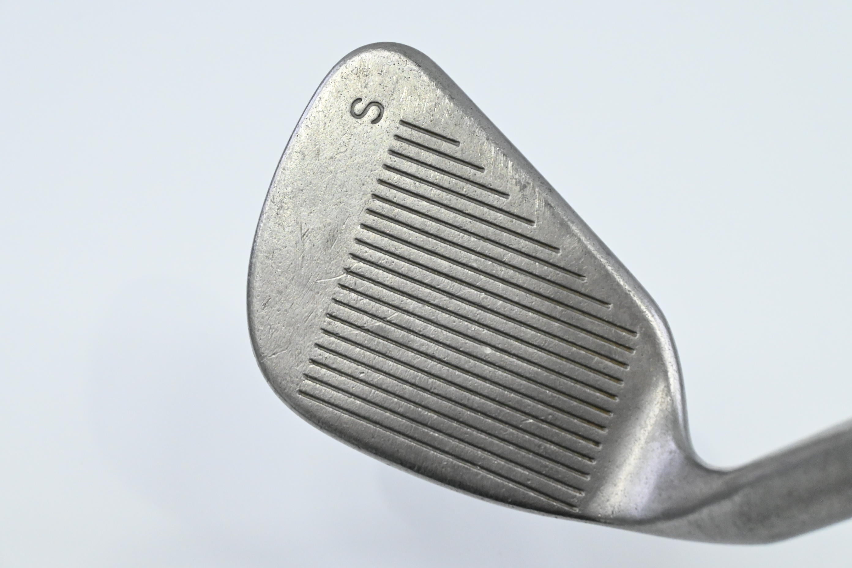 Ping Eye 2 Gorge Sand Wedge / 57.5 Degree / Red Dot / Wedge Flex Steel Shaft