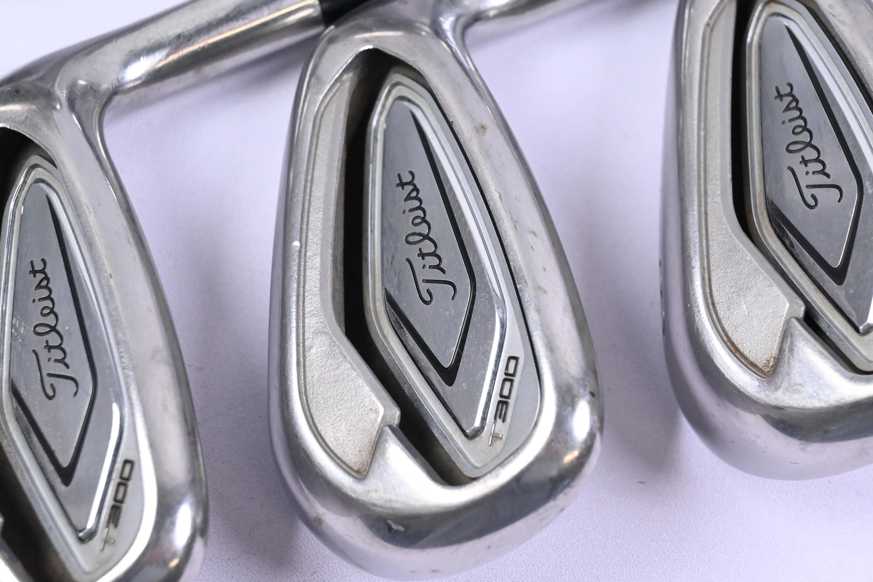 Titleist T300 2019 Irons / 6-PW+GW / Stiff Flex AMT Red S300 Shafts