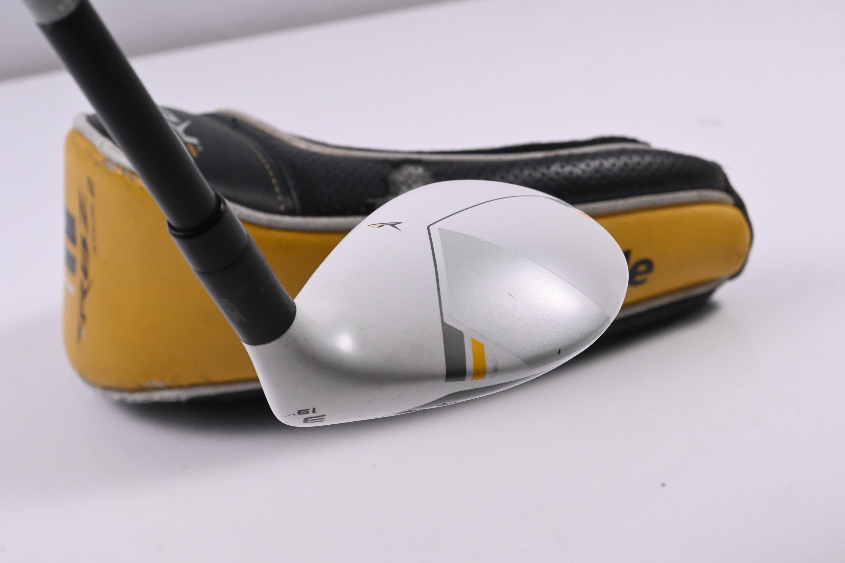 Taylormade RBZ Stage 2 #3 Hybrid / 19 Degree / Regular Flex Rocketfuel 65 Shaft