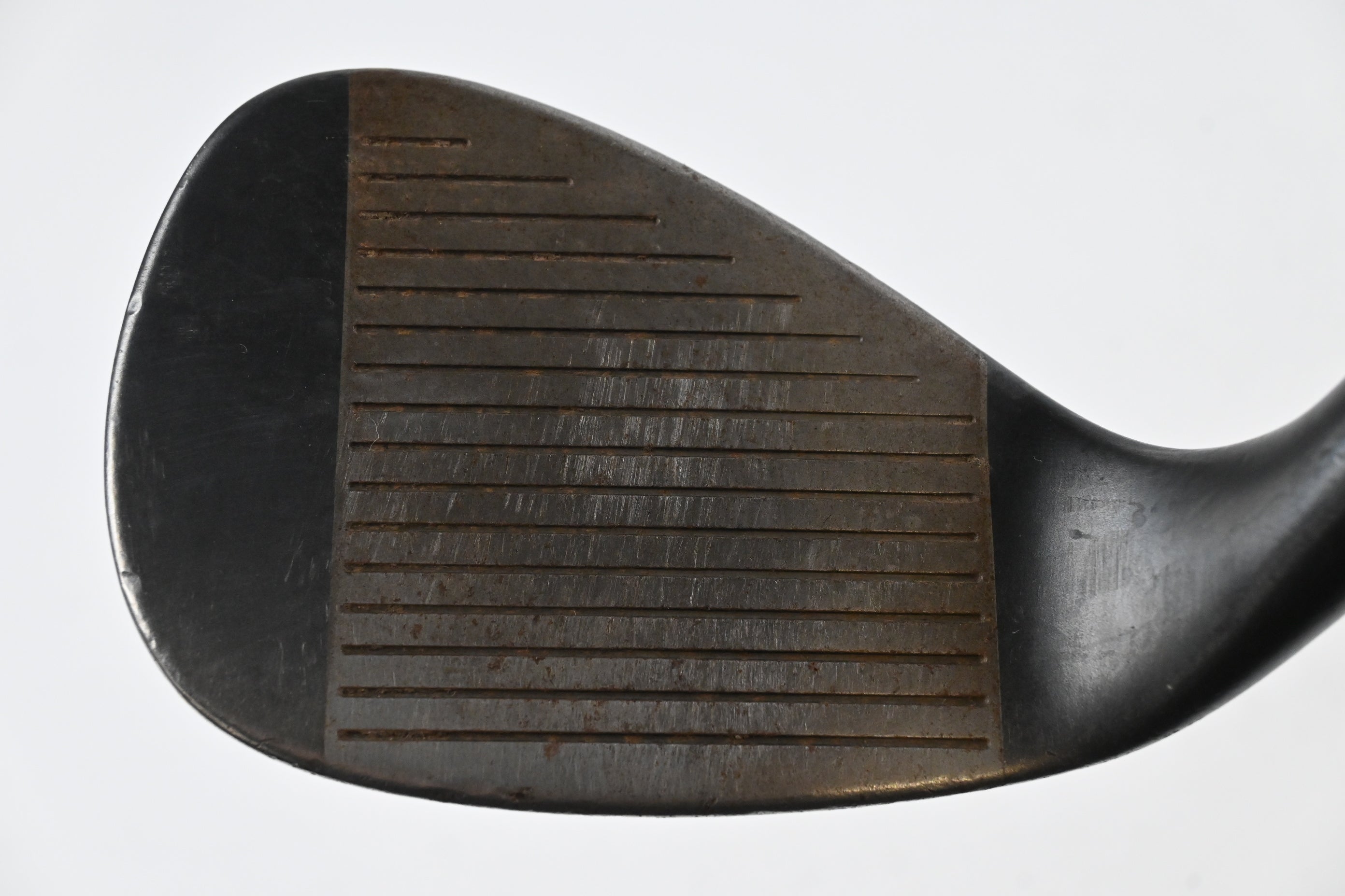 Cleveland 588 Tour Action Gap Wedge / 51 Degree / Wedge Flex Dynamic Gold Shaft