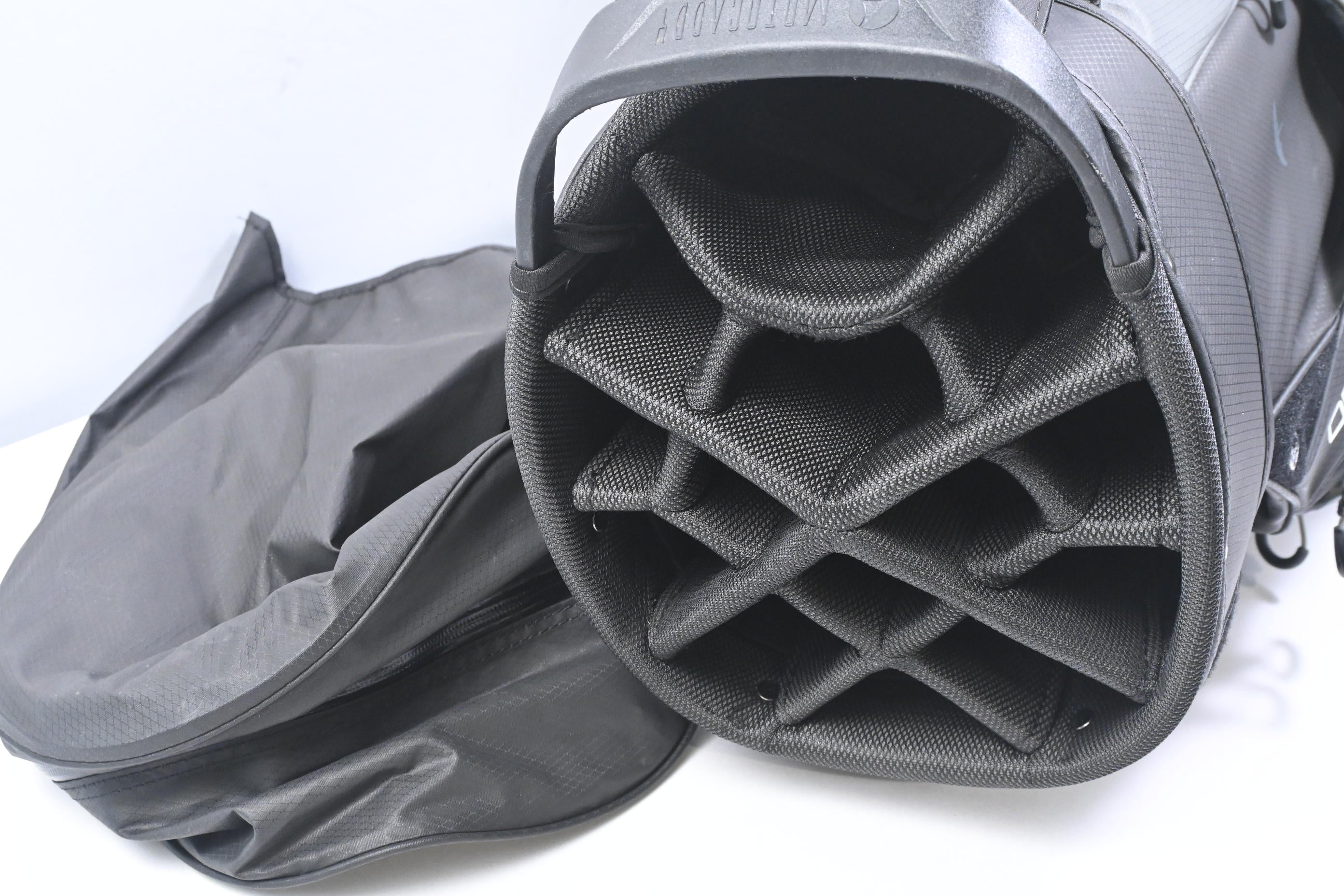 Motocaddy Dry Series Cart Bag / 14-Way Divider / Black, Grey