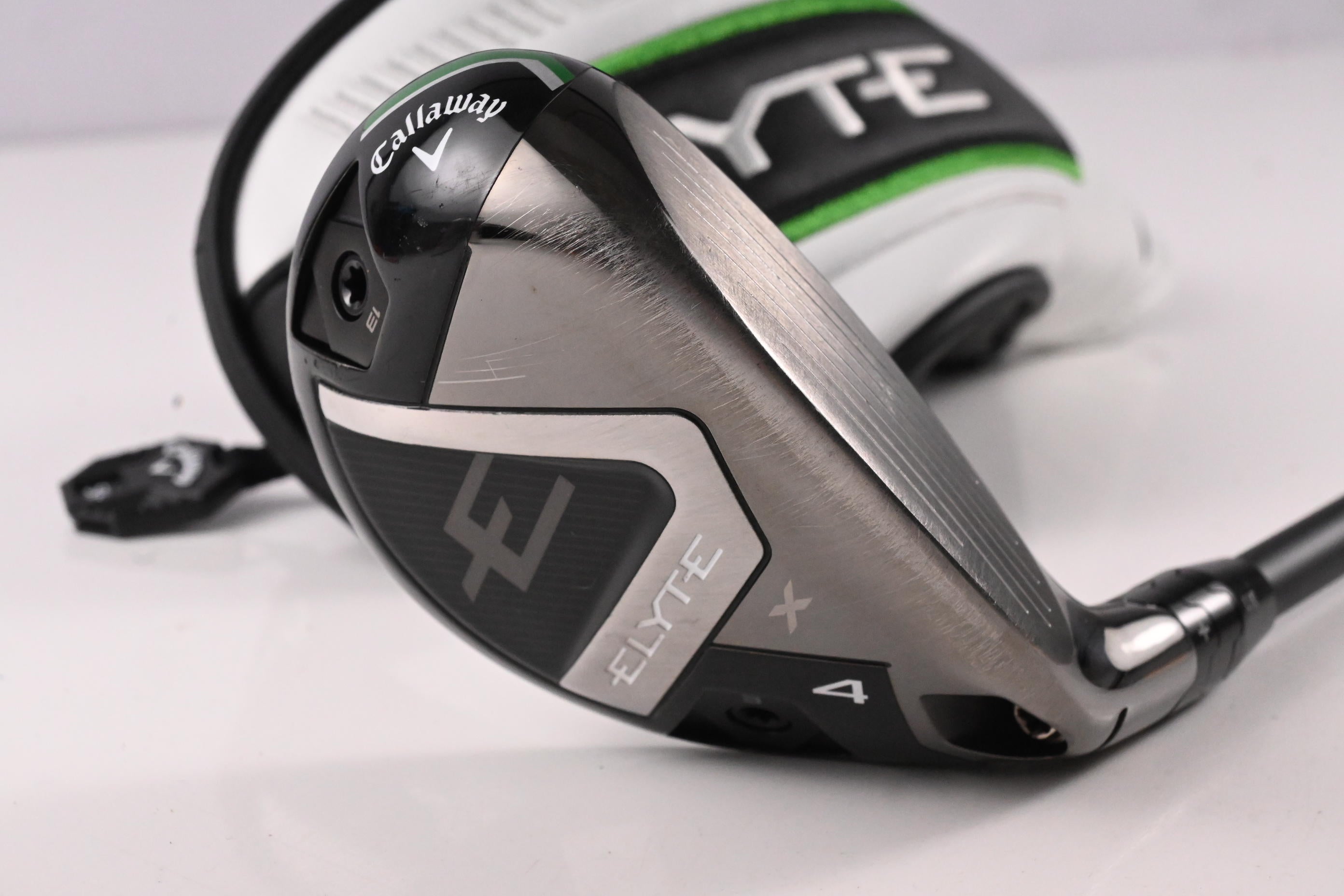 Callaway Elyte X #4 Hybrid / 21 Degree / Senior Flex Vanquish 5 Shaft