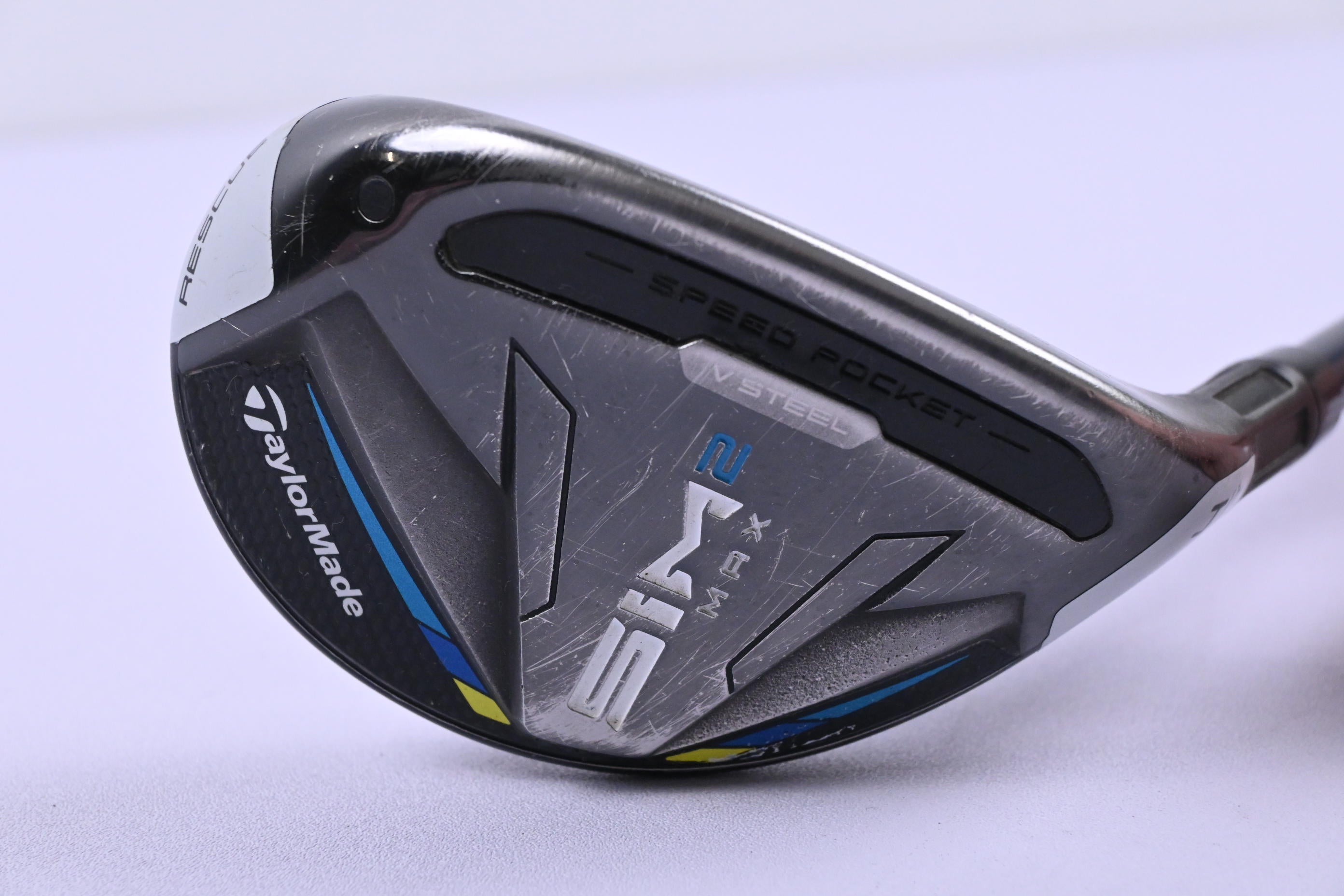 Taylormade SIM2 Max #4 Hybrid / 22 Degree / Regular Flex Ventus Blue 6 Shaft