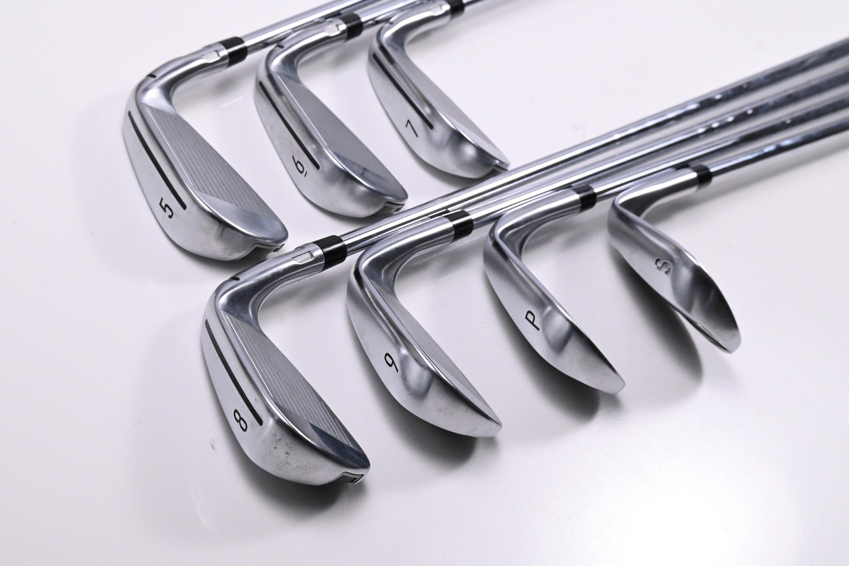 Left Hand Taylormade Qi Irons / 5-PW+SW / Regular Flex KBS MAX MT 85 Shafts
