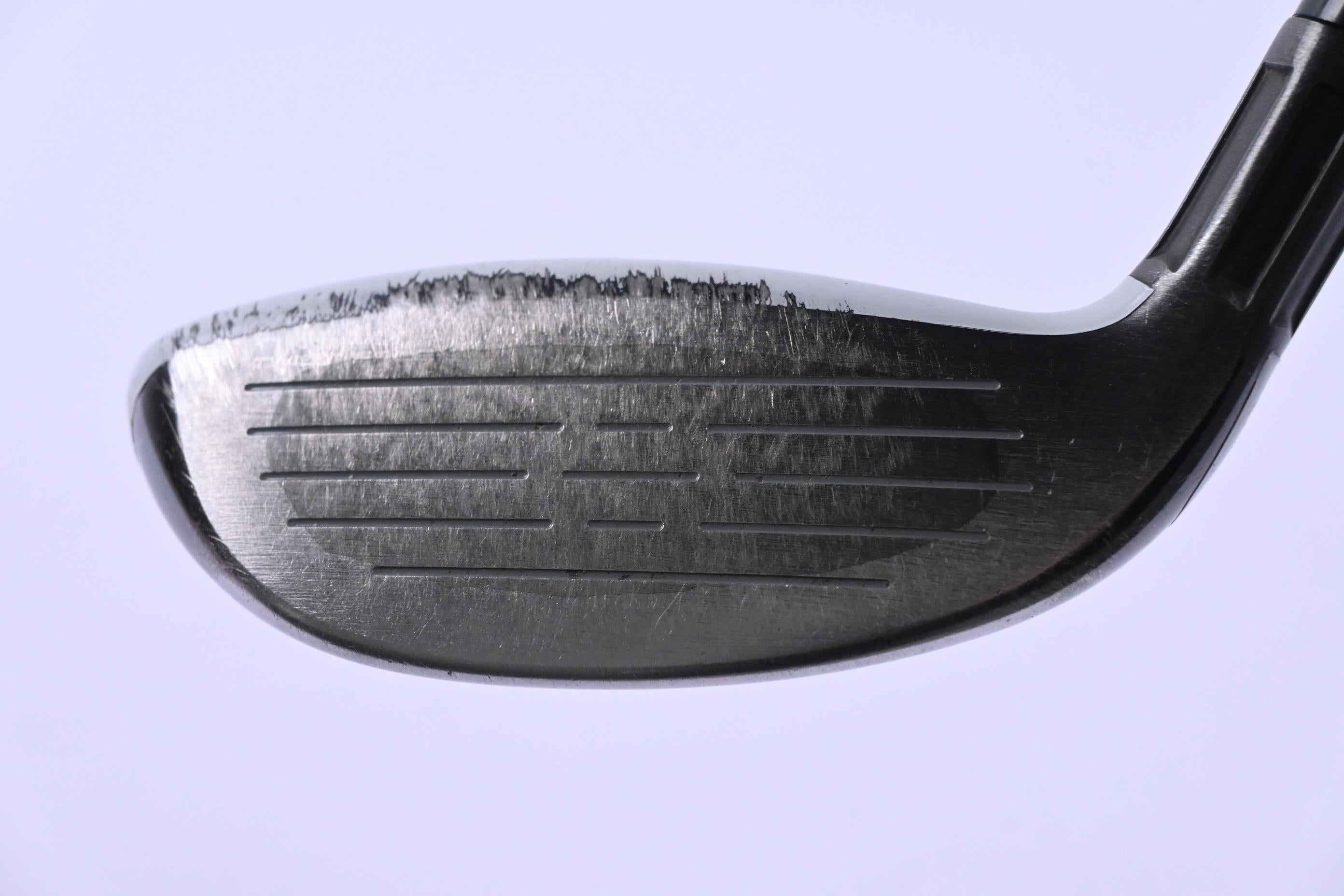 Taylormade SIM2 Max #4 Hybrid / 22 Degree / Regular Flex Ventus Blue 6 Shaft