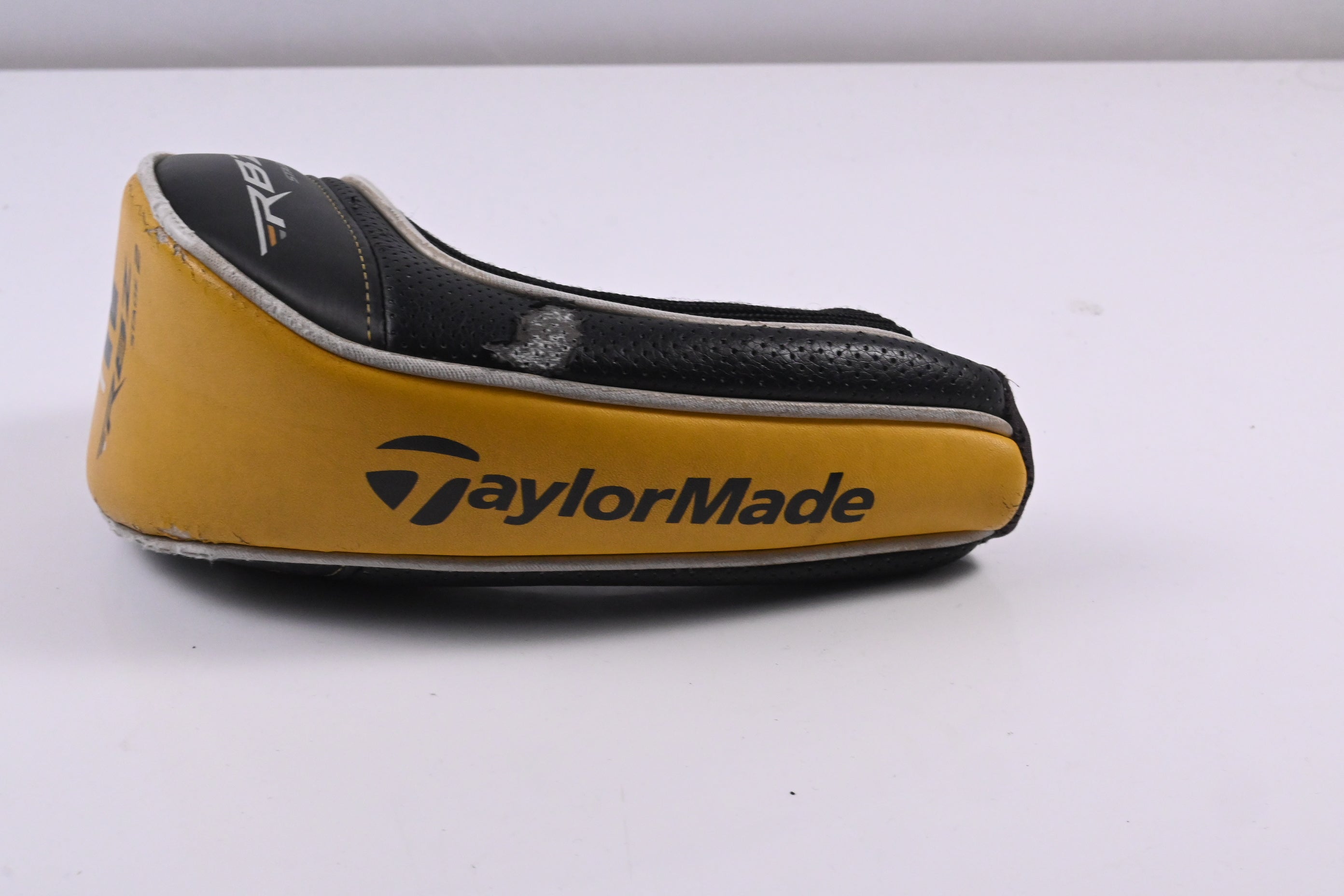 Taylormade RBZ Stage 2 #3 Hybrid / 19 Degree / Regular Flex Rocketfuel 65 Shaft