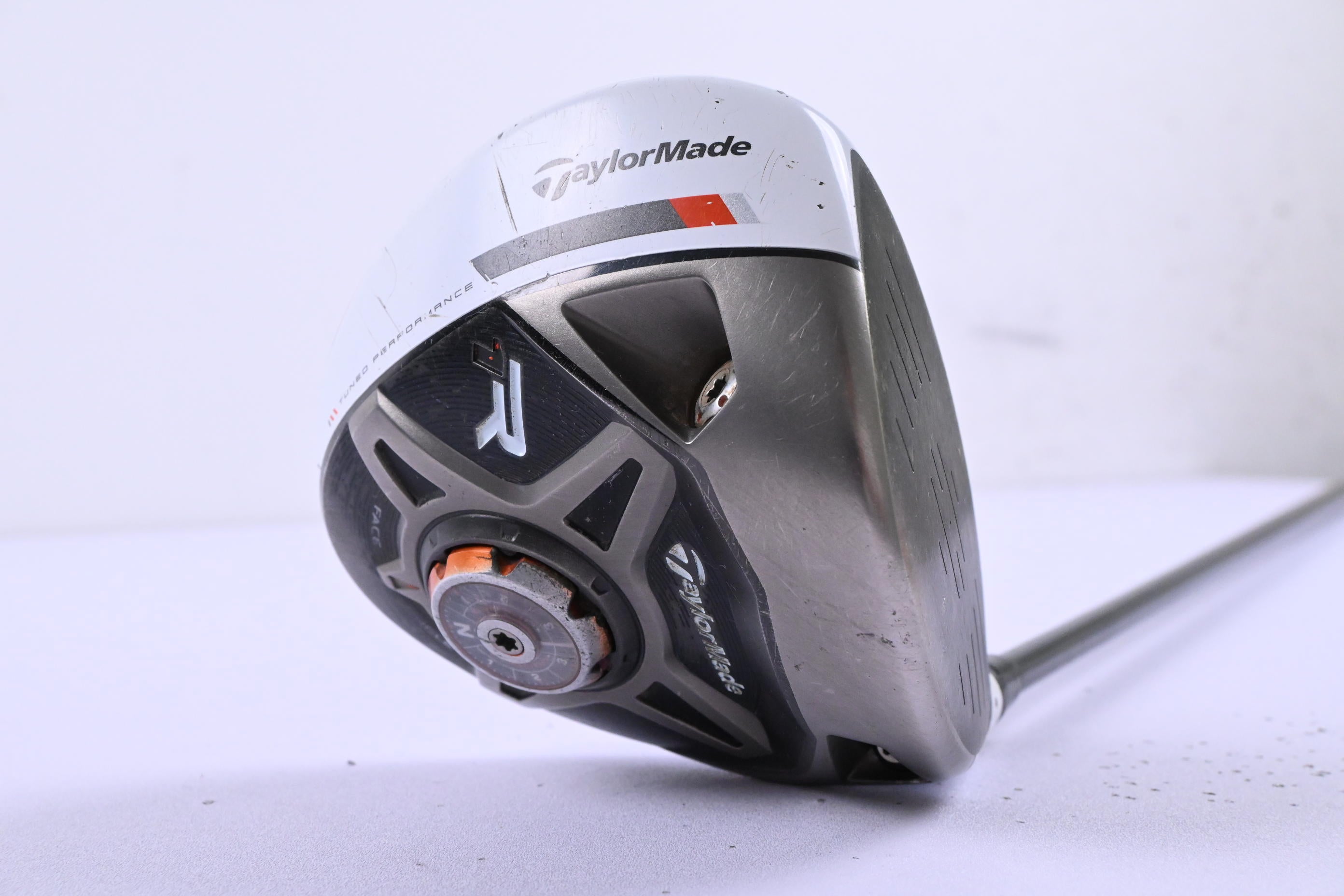Taylormade R1 Driver / 8-12 Degree / Regular Flex Aldila RIP Phenom 55 Shaft