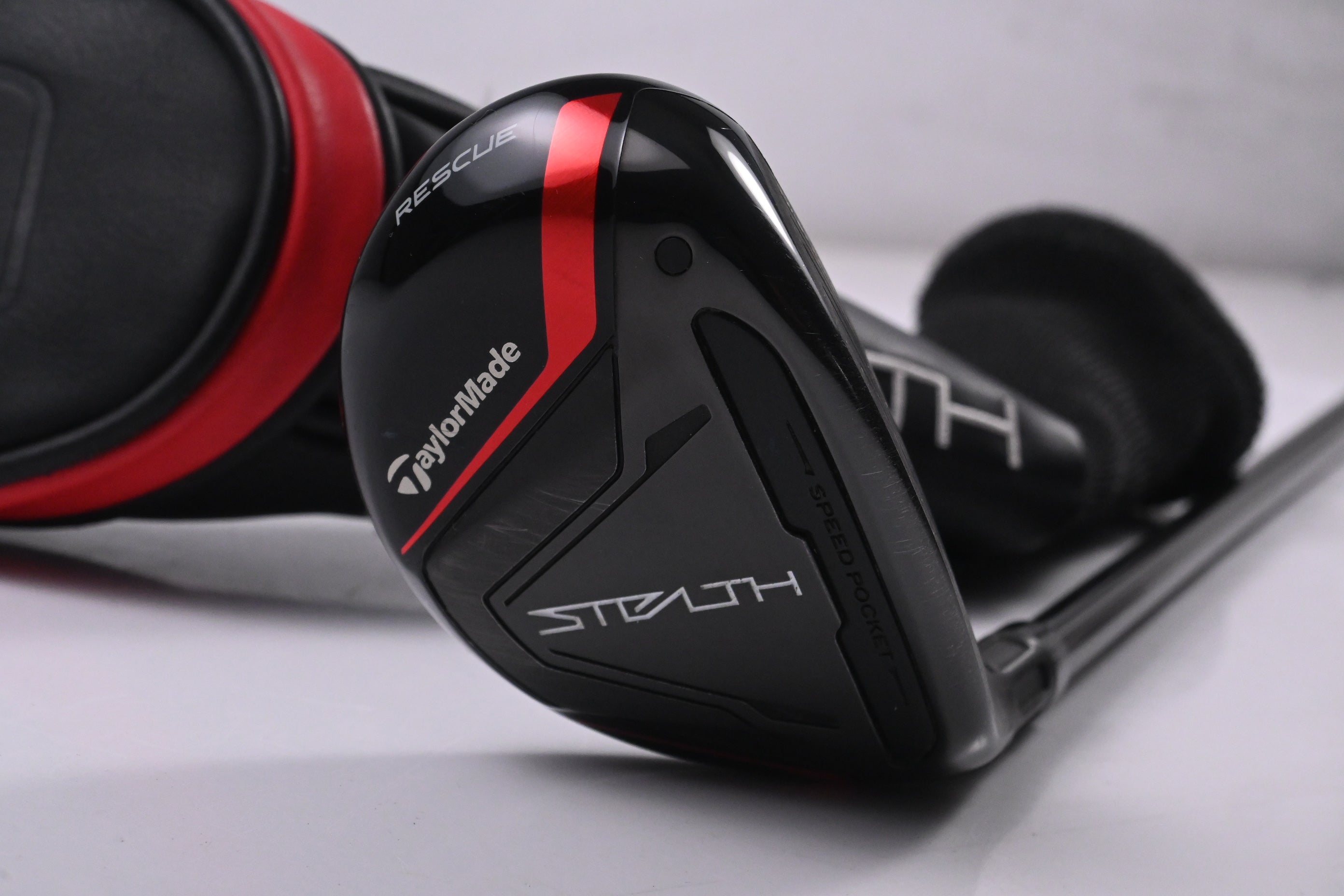 Taylormade Stealth #3 Hybrid / 19 Degree / Stiff Flex Fujikura Ventus Red 7 Shaft