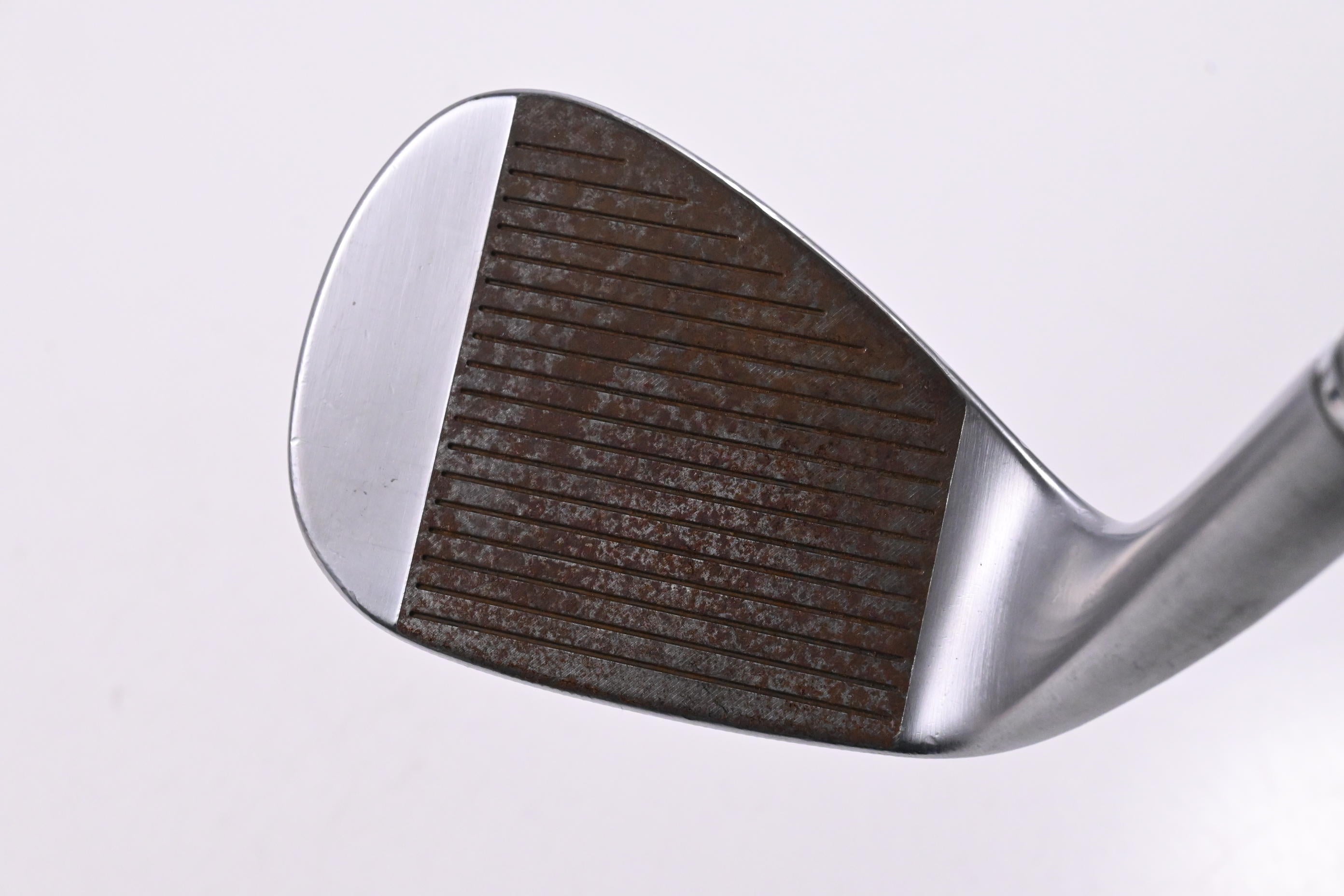 Taylormade Milled Grind 4 Sand Wedge / 54 Degree / X-Flex KBS Tour C-Taper 130
