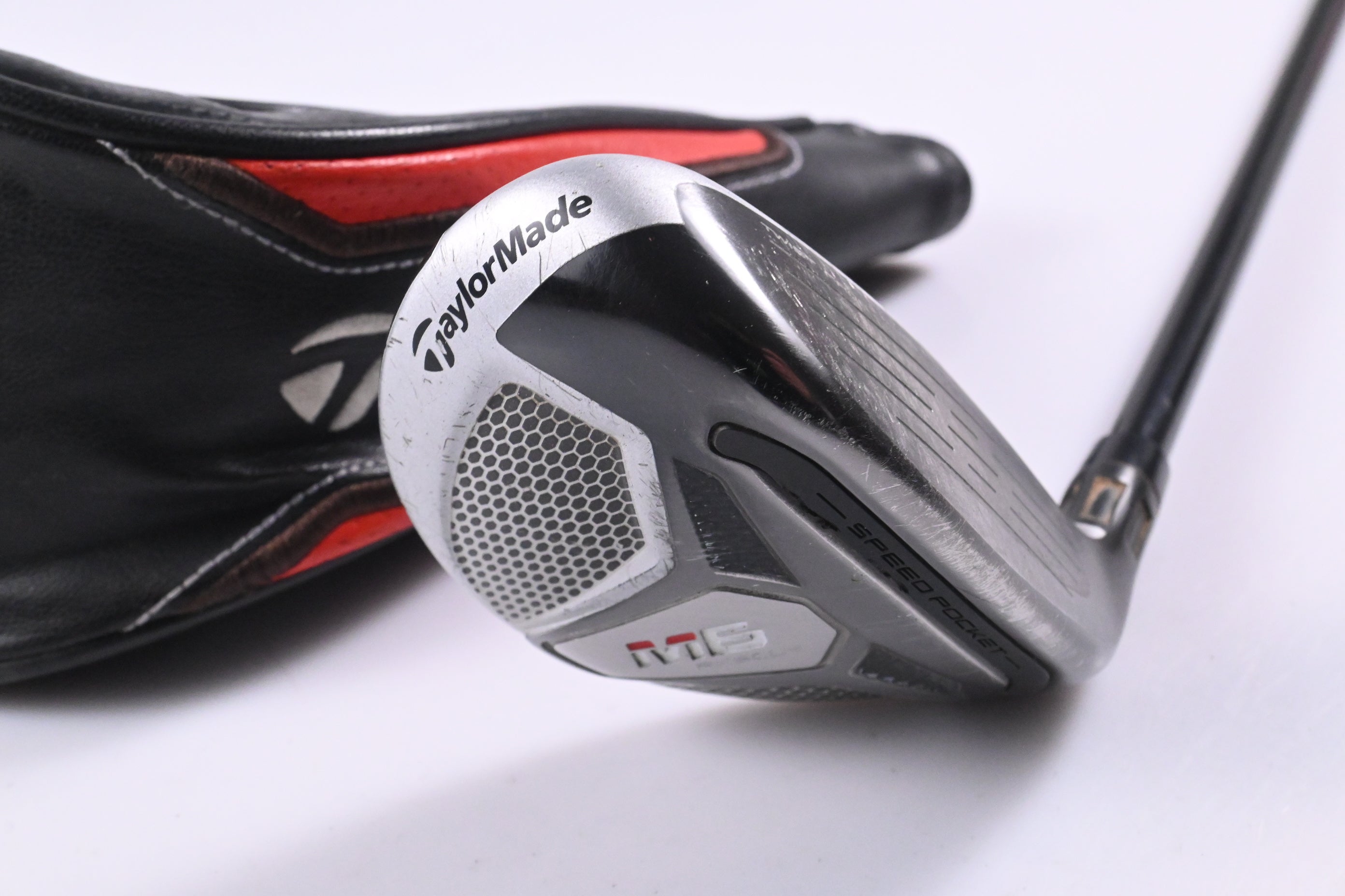 Taylormade M6 #3 Hybrid / 19 Degree / Regular Flex Fujikura Atmos Orange 6 Shaft