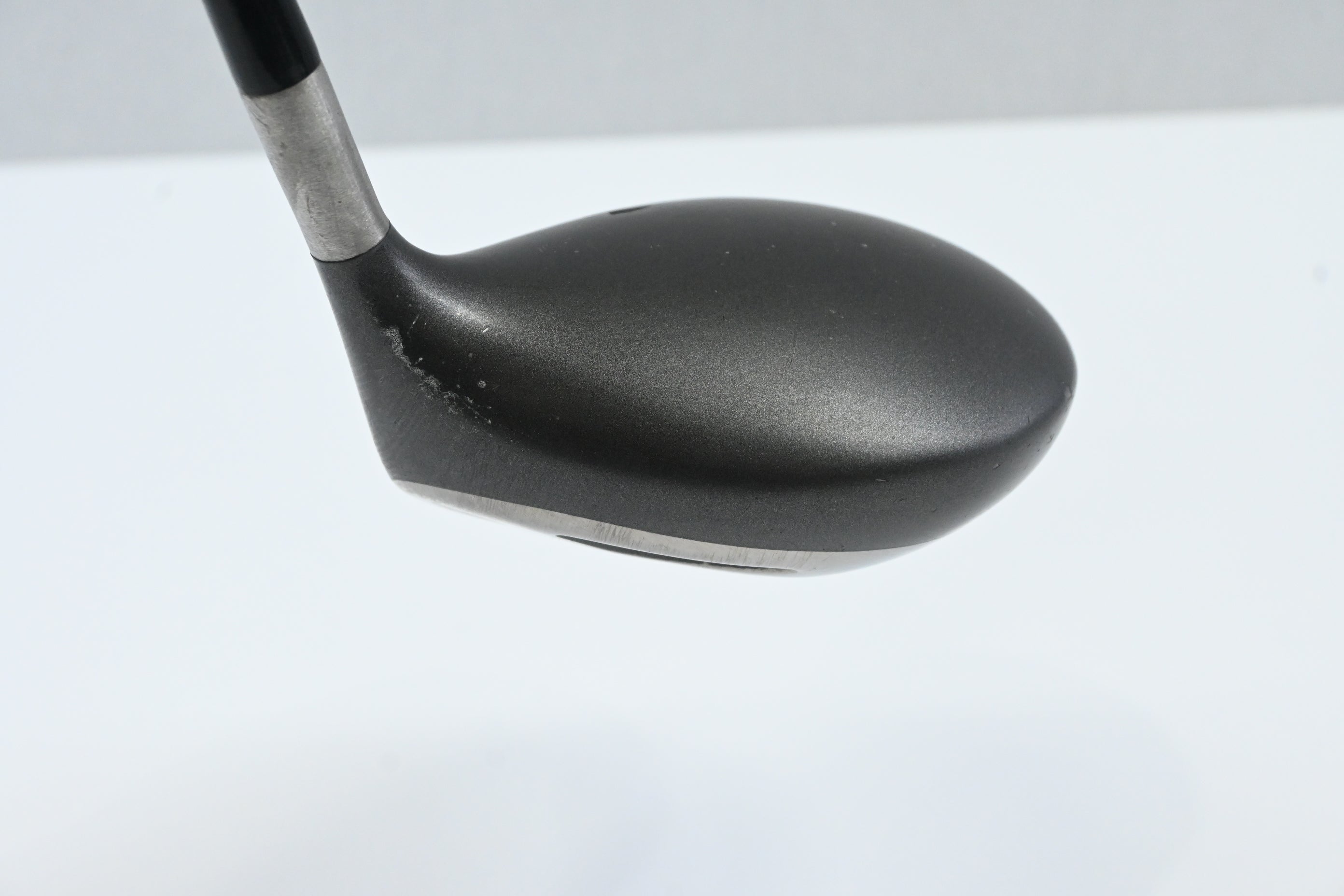 Titleist 975 J Driver / 9.5 Degree / Regular Flex Grafalloy Shaft