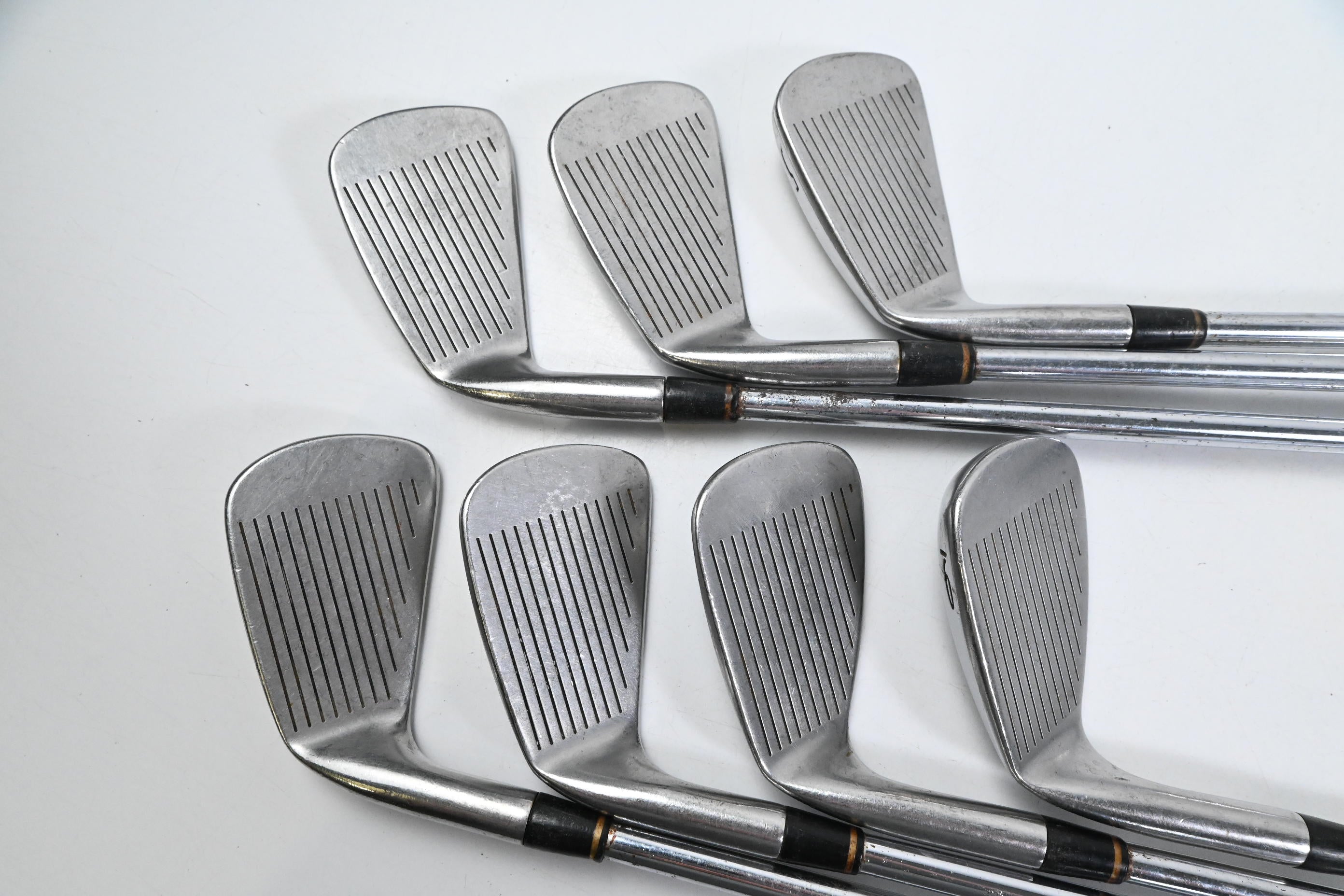Titleist DCI 962B Irons / 3-9i / Regular Flex Titleist Tri-Spec Shafts