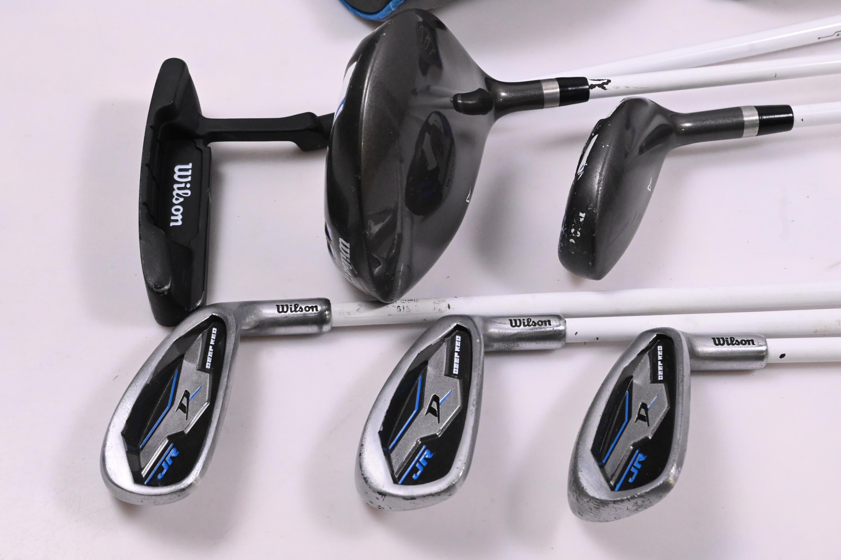 Junior Wilson Deep Red Package Set / Woods, Irons, Putter, Bag