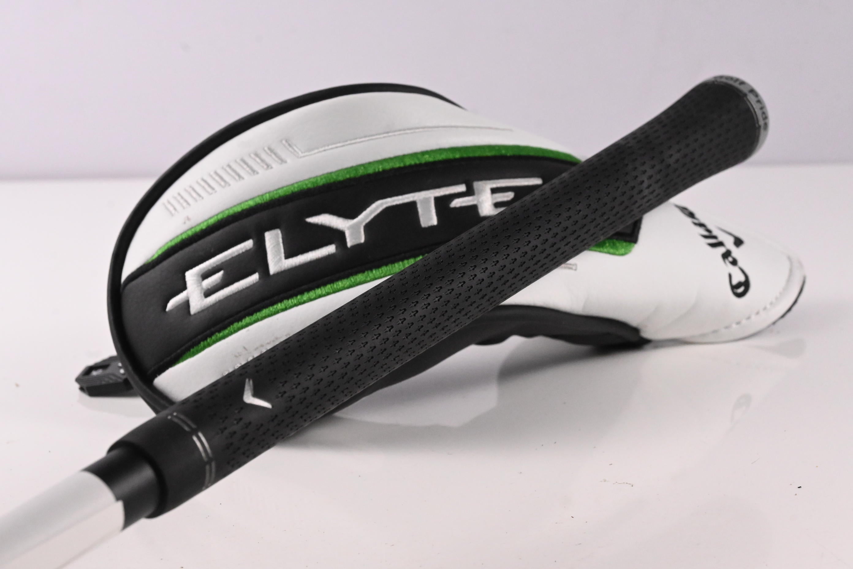 Callaway Elyte X #4 Hybrid / 21 Degree / Senior Flex Vanquish 5 Shaft