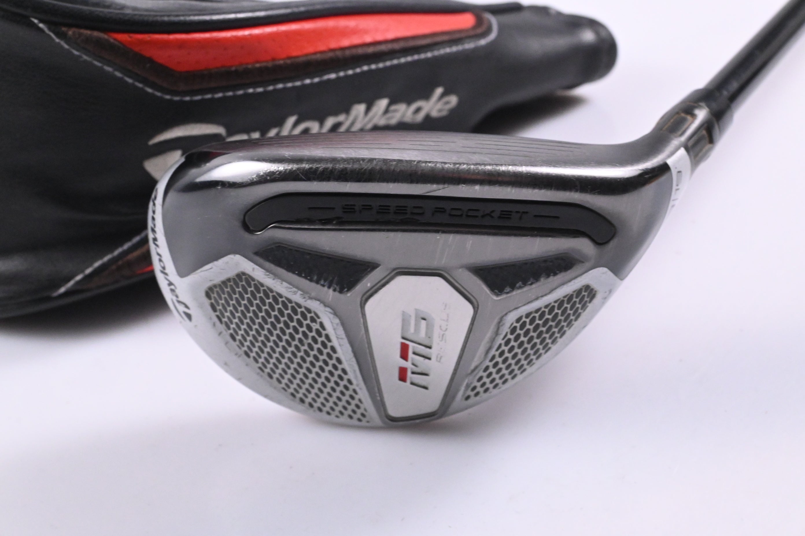 Taylormade M6 #3 Hybrid / 19 Degree / Regular Flex Fujikura Atmos Orange 6 Shaft