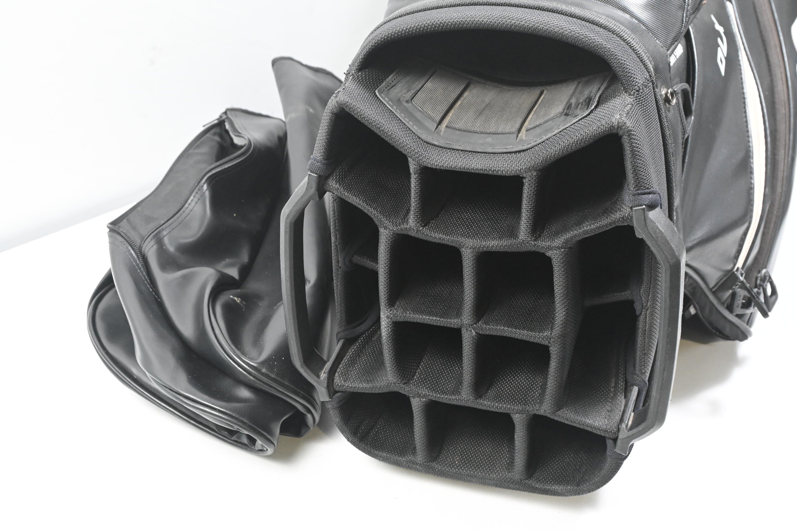 Ping DLX Cart Bag / 15-Way Divider / Black