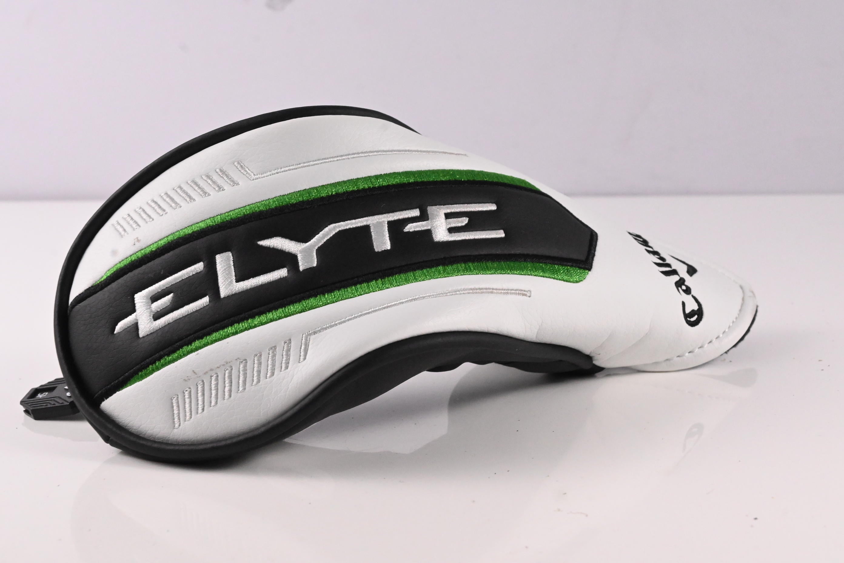 Callaway Elyte X #4 Hybrid / 21 Degree / Senior Flex Vanquish 5 Shaft