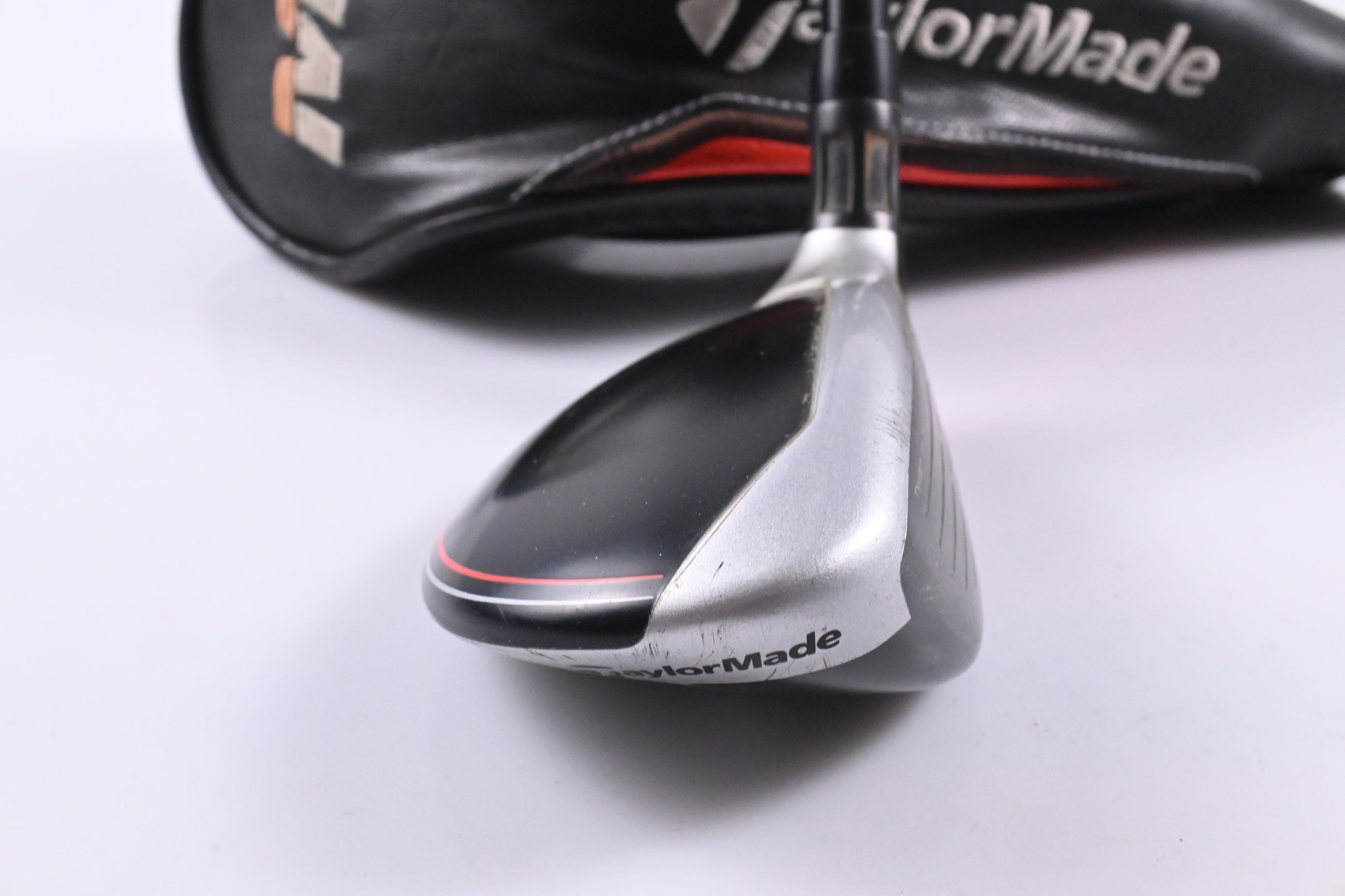 Taylormade M6 #3 Hybrid / 19 Degree / Regular Flex Fujikura Atmos Orange 6 Shaft