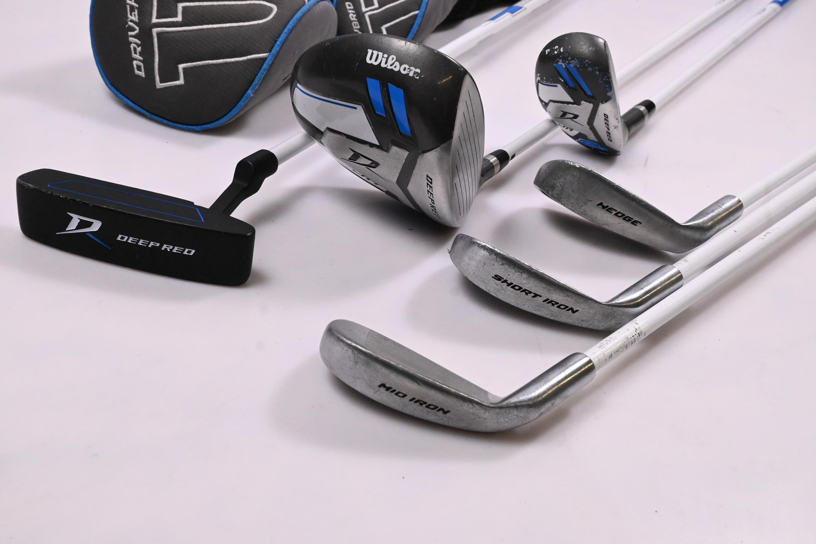 Junior Wilson Deep Red Package Set / Woods, Irons, Putter, Bag