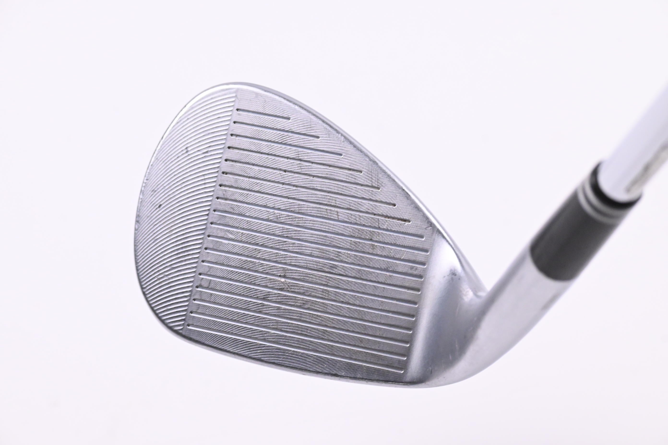 Cleveland CBX 2 Lob Wedge / 60 Degree / Wedge Flex Dynamic Gold 105 Shaft