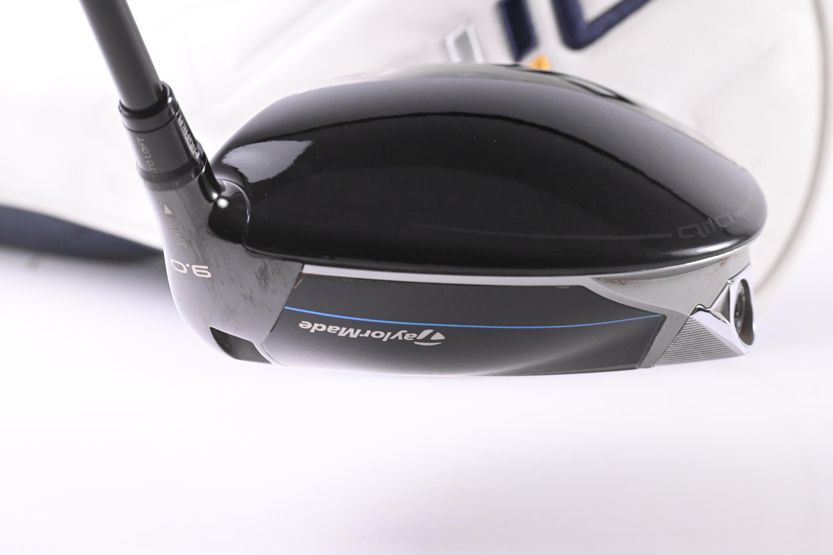 Taylormade Qi10 LS Driver / 9 Degree / X-Flex Kai'li White 70 Shaft
