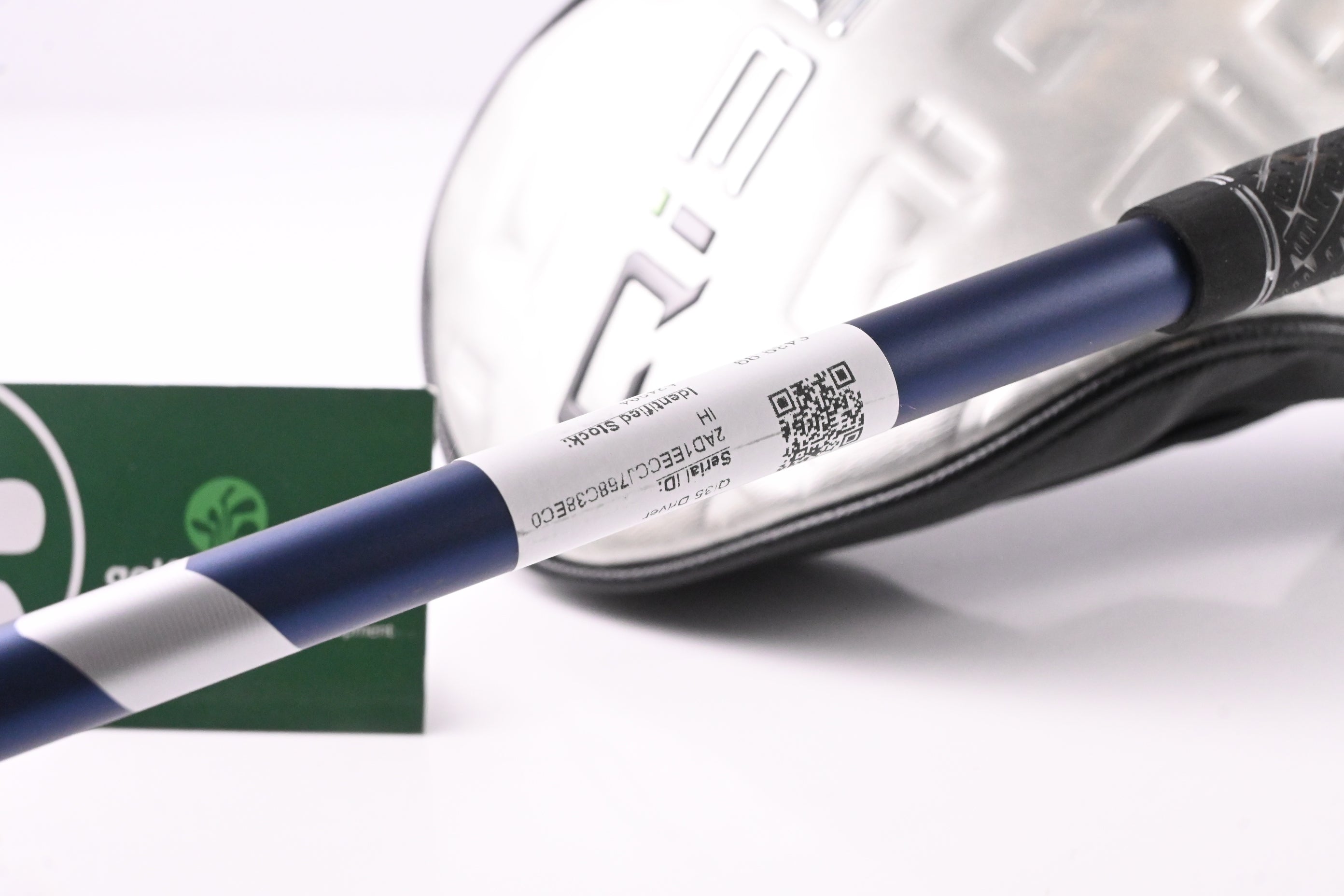 Taylormade Qi35 Driver / 10.5 Degree / Regular Flex Ventus Blue 5 Shaft
