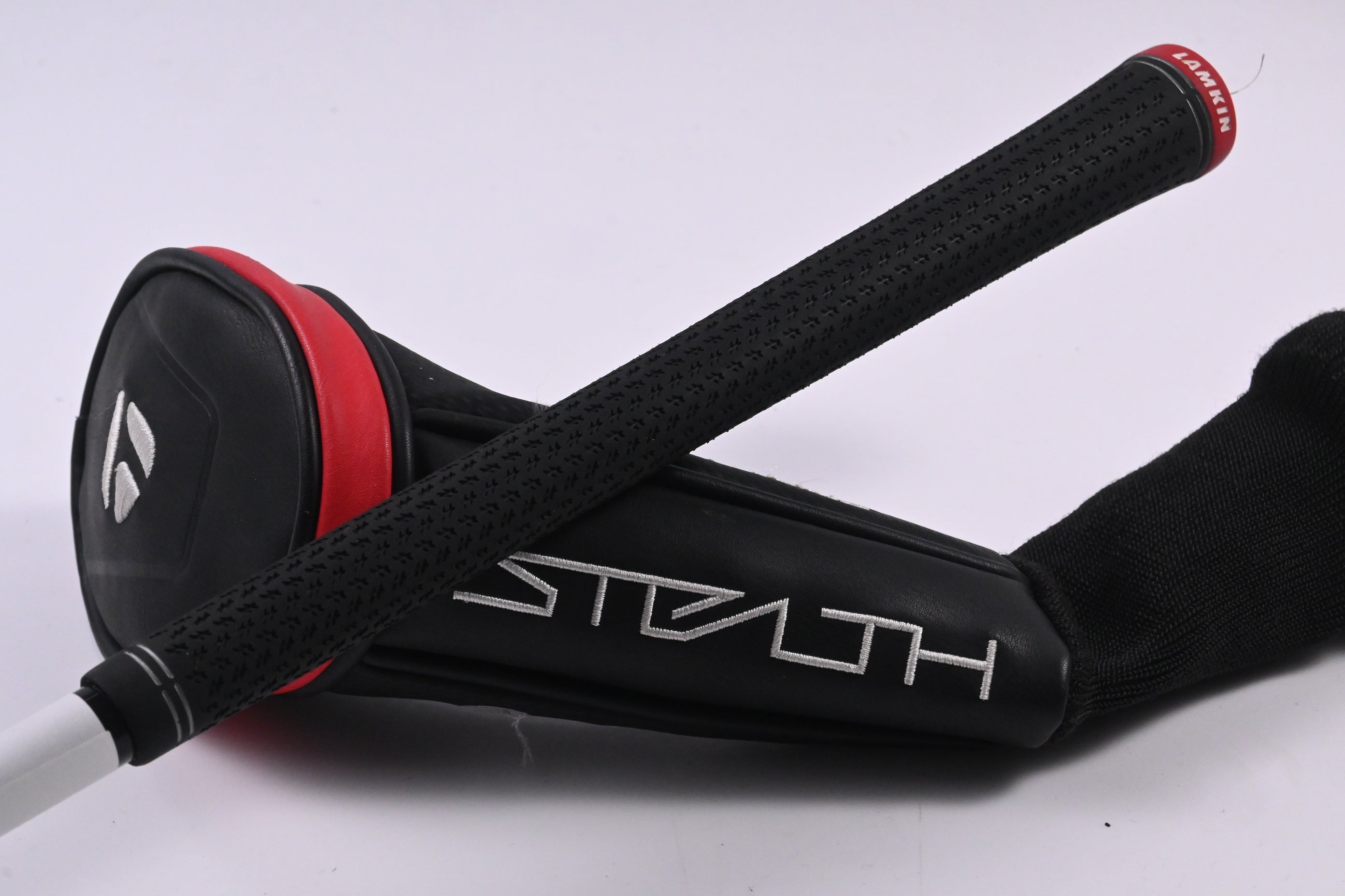 Taylormade Stealth #3 Hybrid / 19 Degree / Stiff Flex Fujikura Ventus Red 7 Shaft