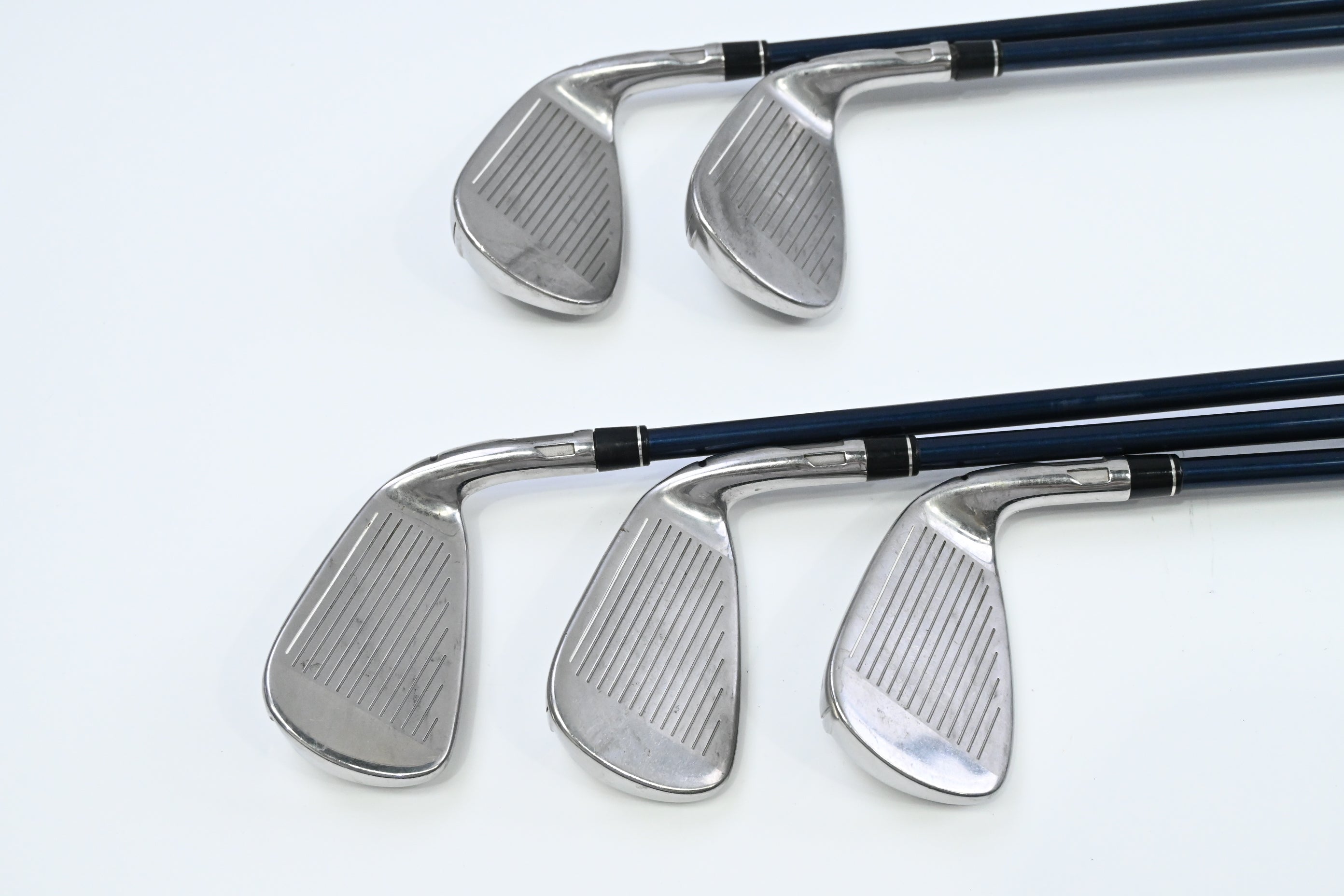 Left Hand Taylormade SIM Max OS Irons / 6-PW / Senior Flex Fujikura Ventus Blue
