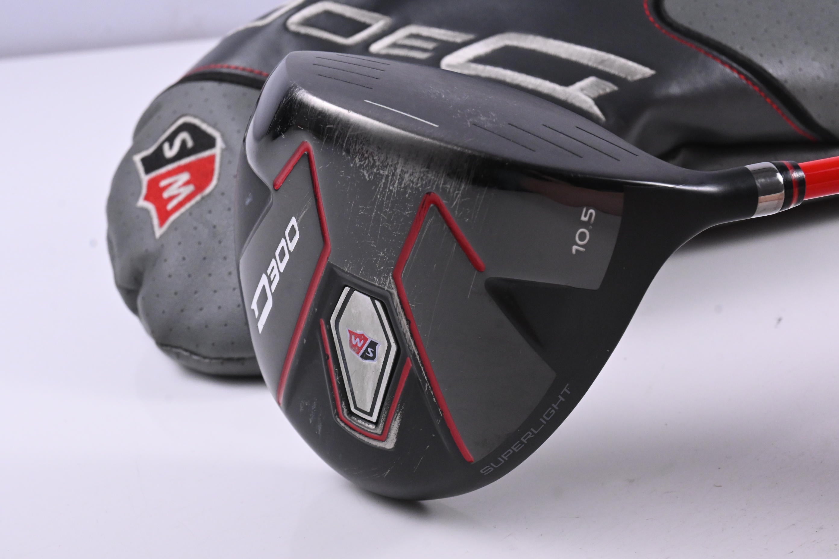 Wilson Staff D300 SL Driver / 10.5 Degree / Regular Flex D300 Superlight Shaft