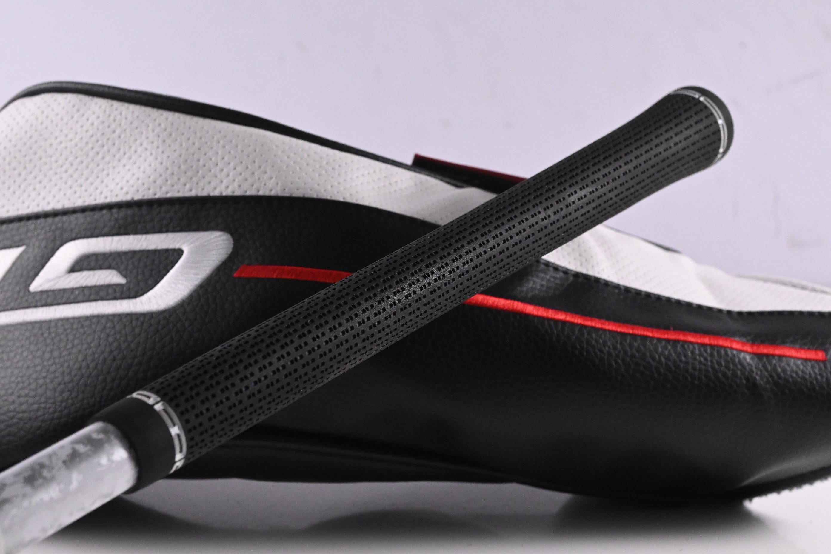 Titleist GT2 Driver / 10 Degree / Stiff Flex Denali Red 60 Shaft