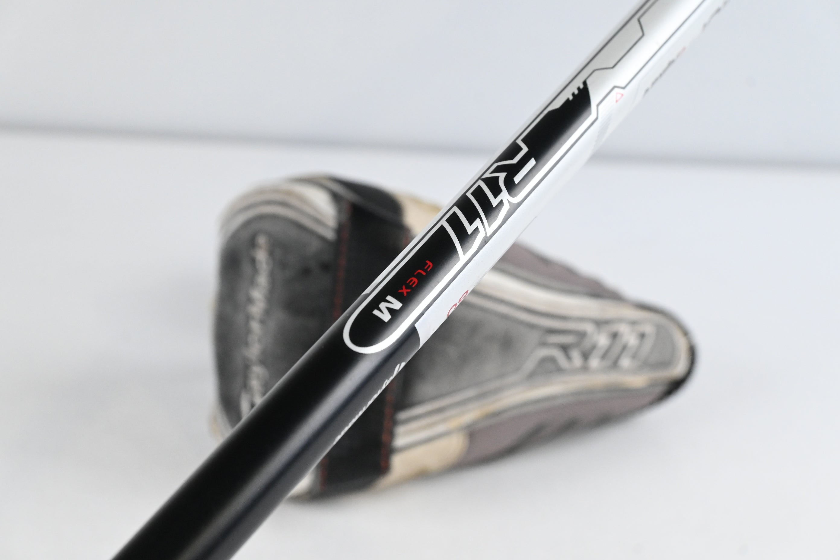 Taylormade R11 Ti #5 Wood / 18 Degree / Senior Flex Fujikura Blur 60 Shaft