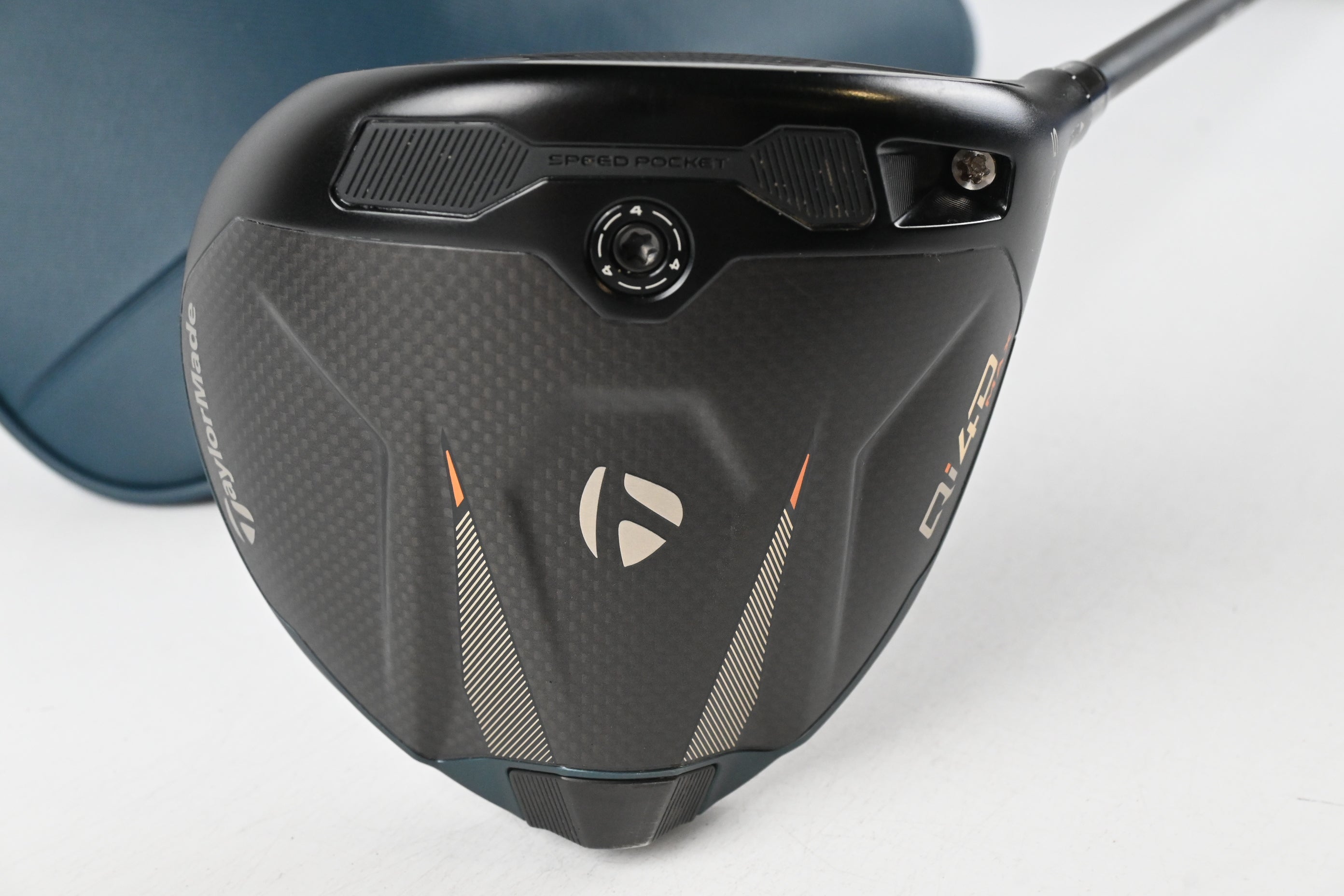 Taylormade Qi4D Max Driver / 10.5 Degree / Stiff Flex Reax Blue 60 Shaft