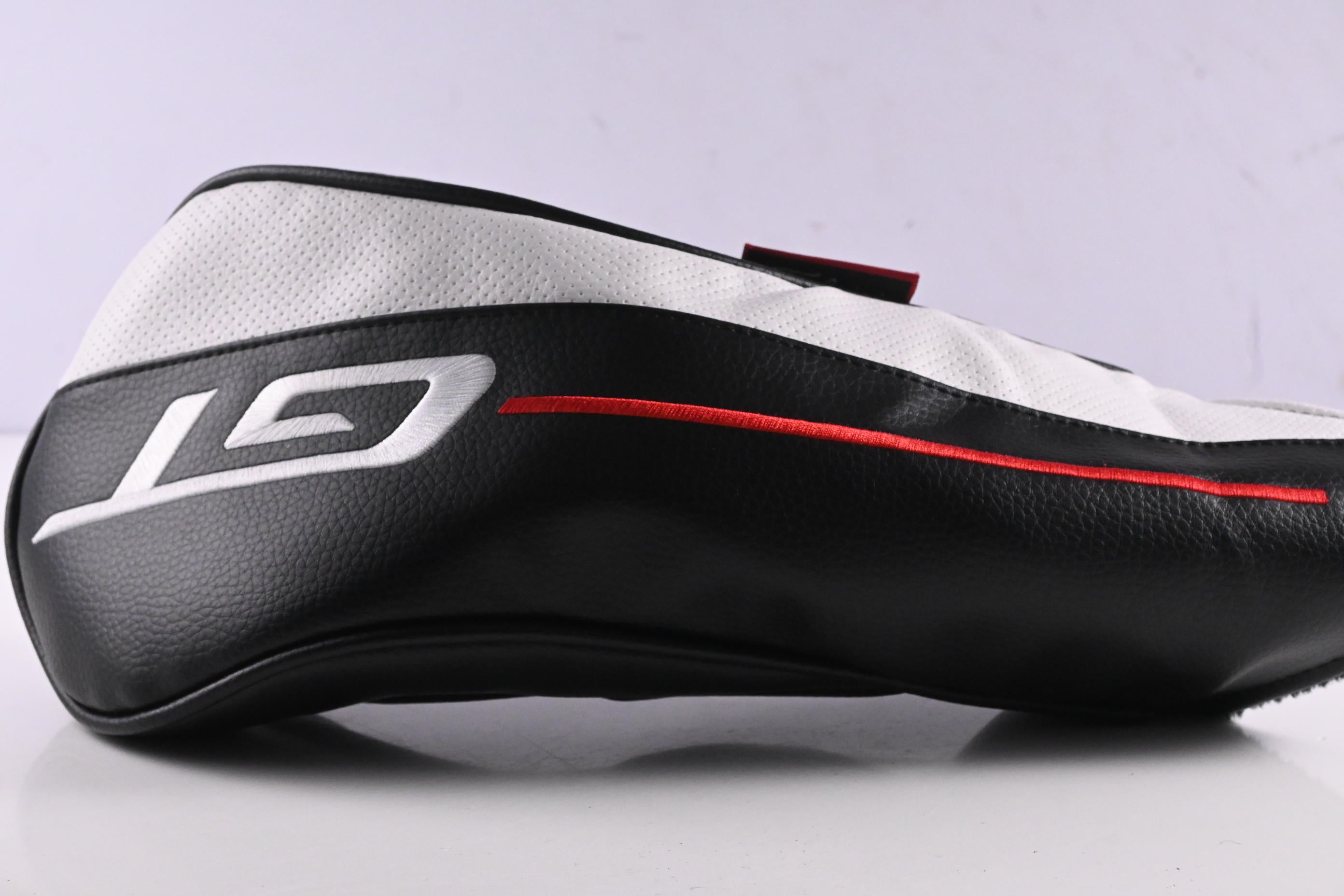 Titleist GT2 Driver / 10 Degree / Stiff Flex Denali Red 60 Shaft