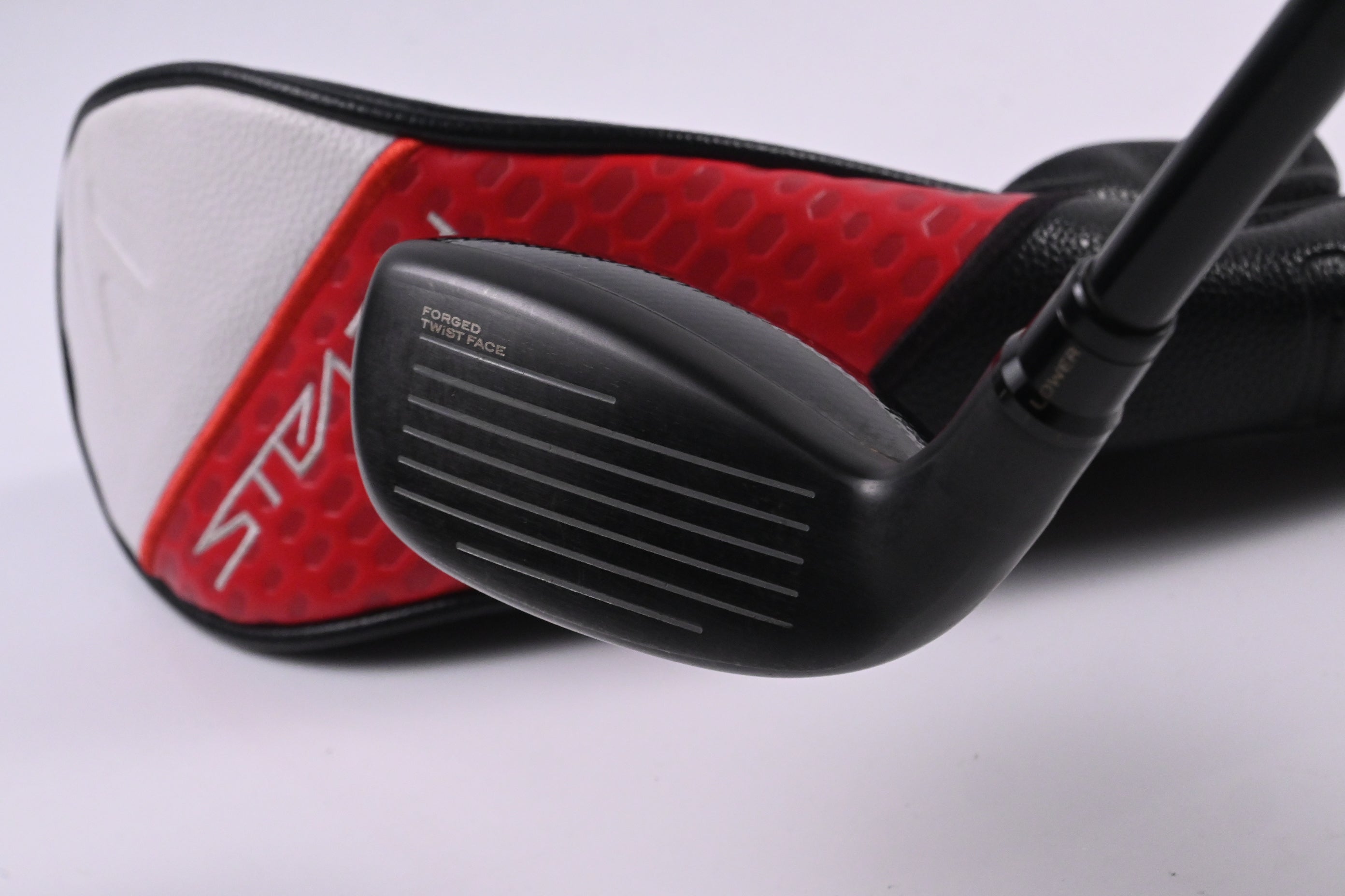 Taylormade Stealth 2 Plus #4 Hybrid / 22 Degree / Regular Flex Kai'li Red 75