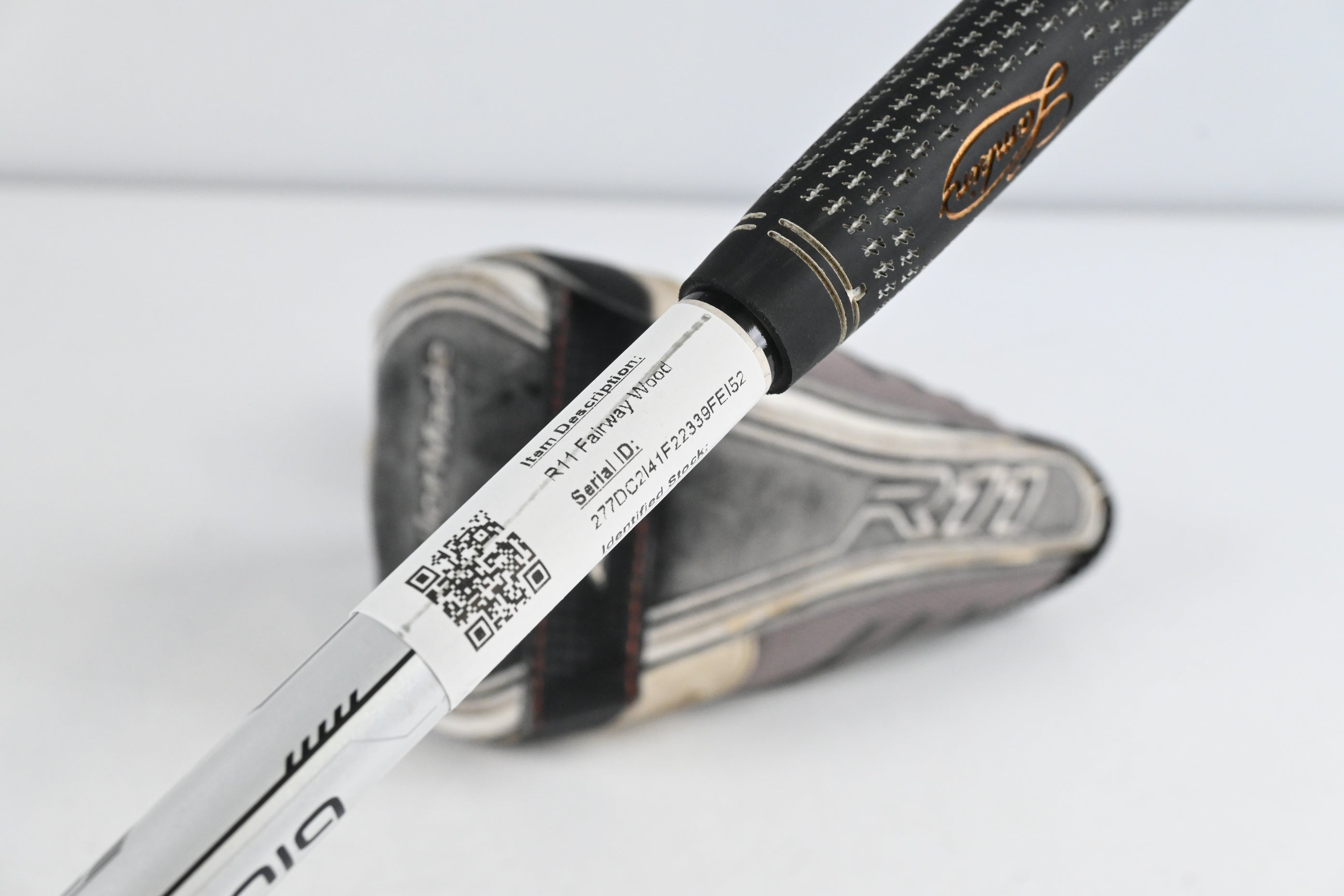 Taylormade R11 Ti #5 Wood / 18 Degree / Senior Flex Fujikura Blur 60 Shaft