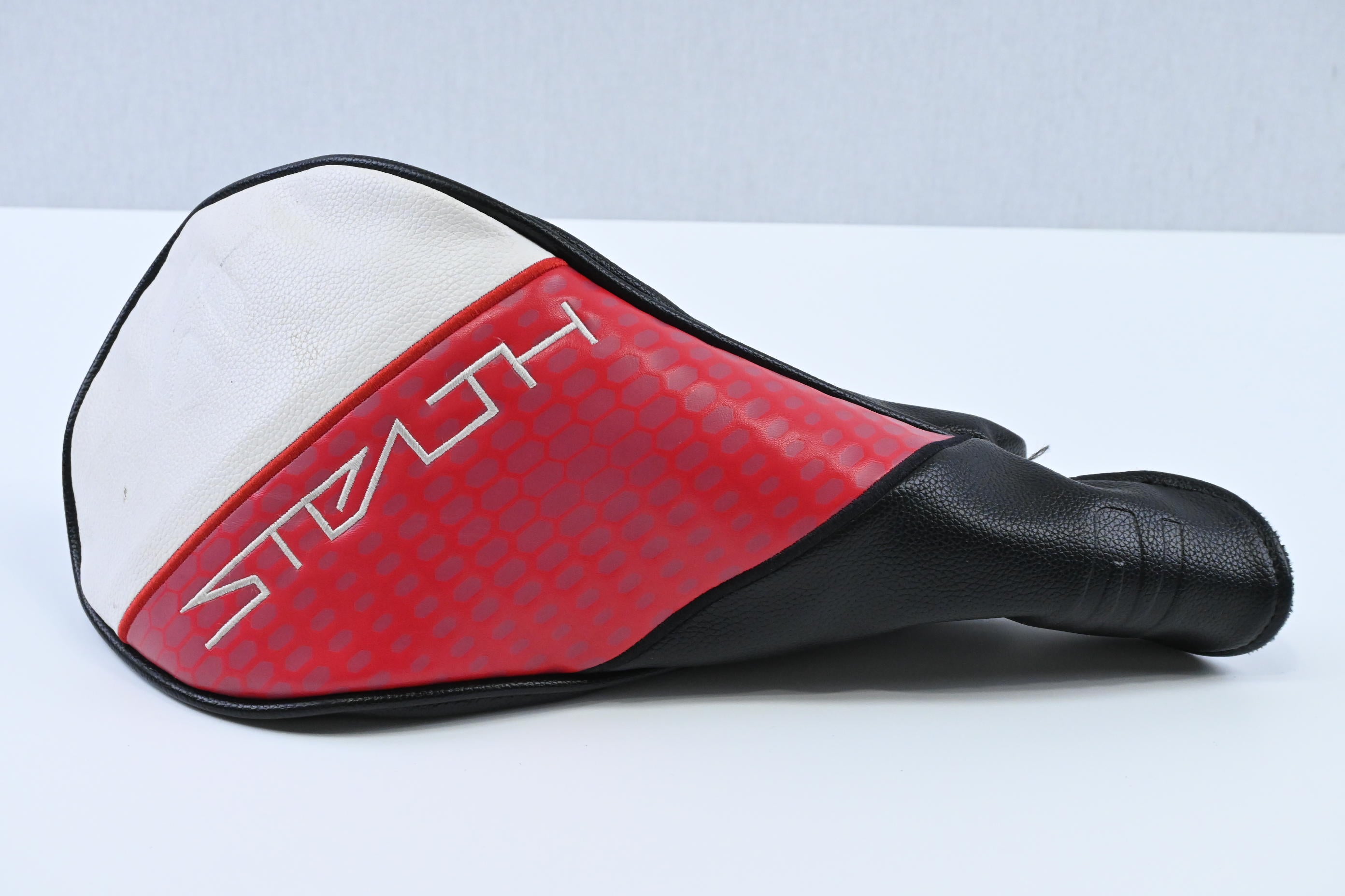 Taylormade Stealth 2 Driver / 9 Degree / Stiff Flex HZRDUS Smoke Red RDX 60