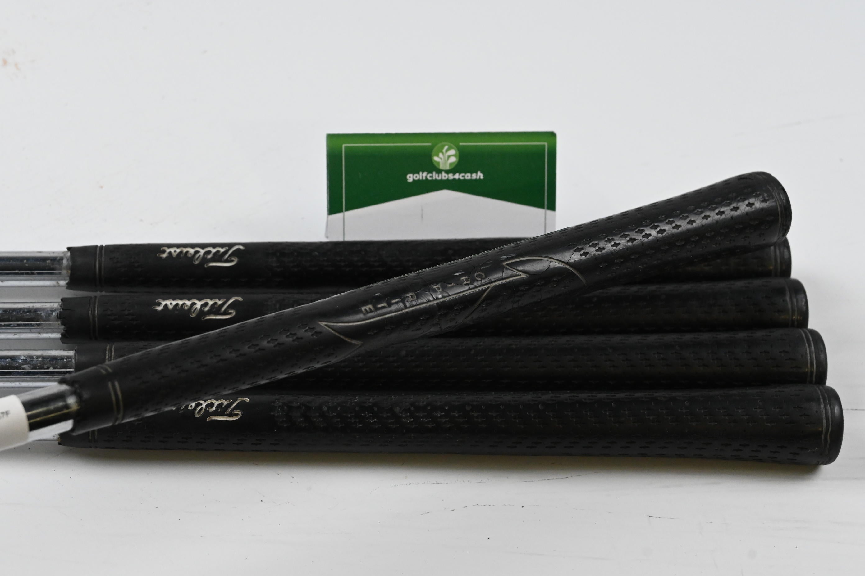 Titleist 690.CB Irons / 6-PW / Stiff Flex Steel Shafts