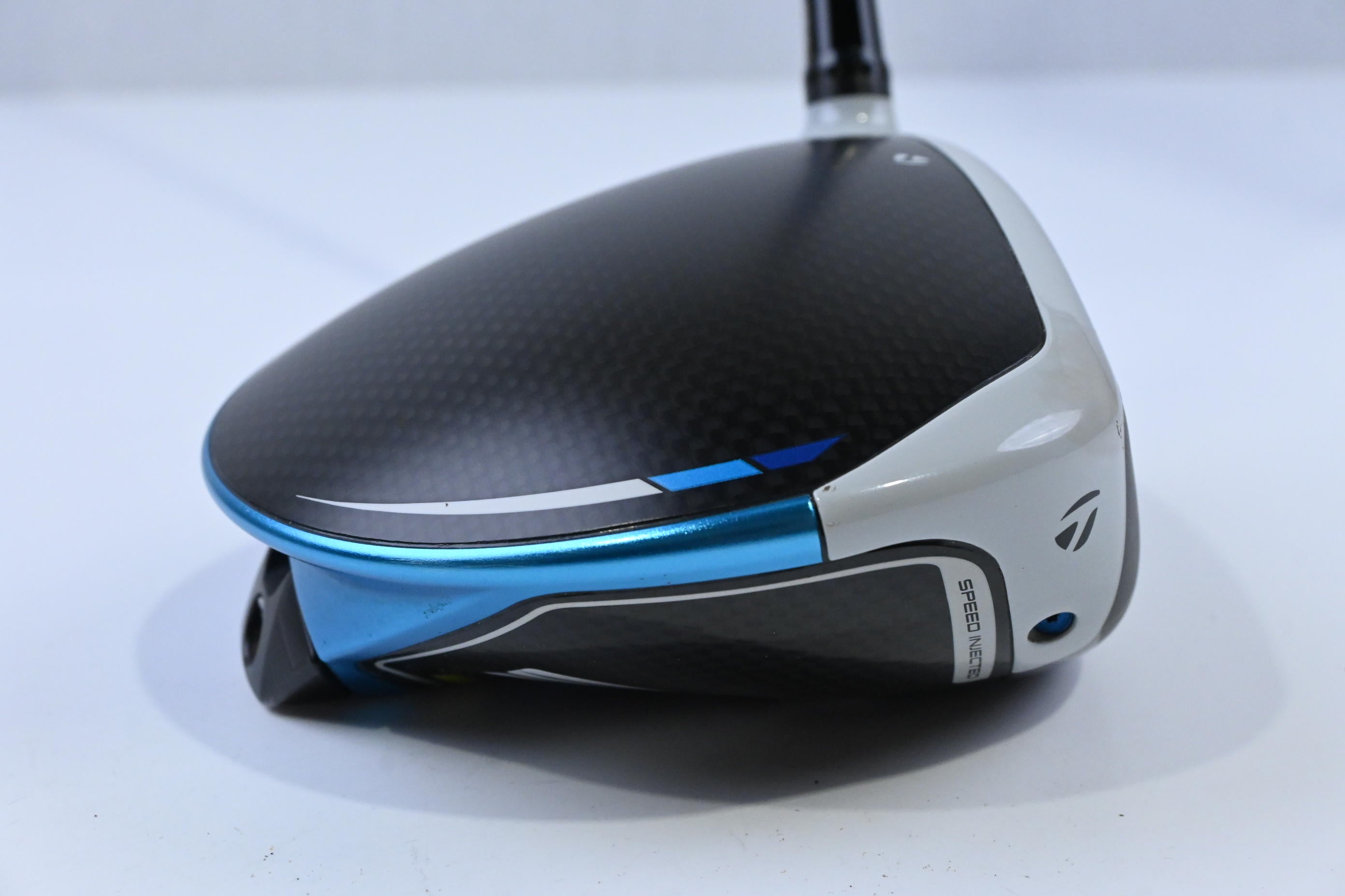 Taylormade SIM2 Max Driver / 10.5 Degree / Regular Flex Fujikura Ventus Blue 5