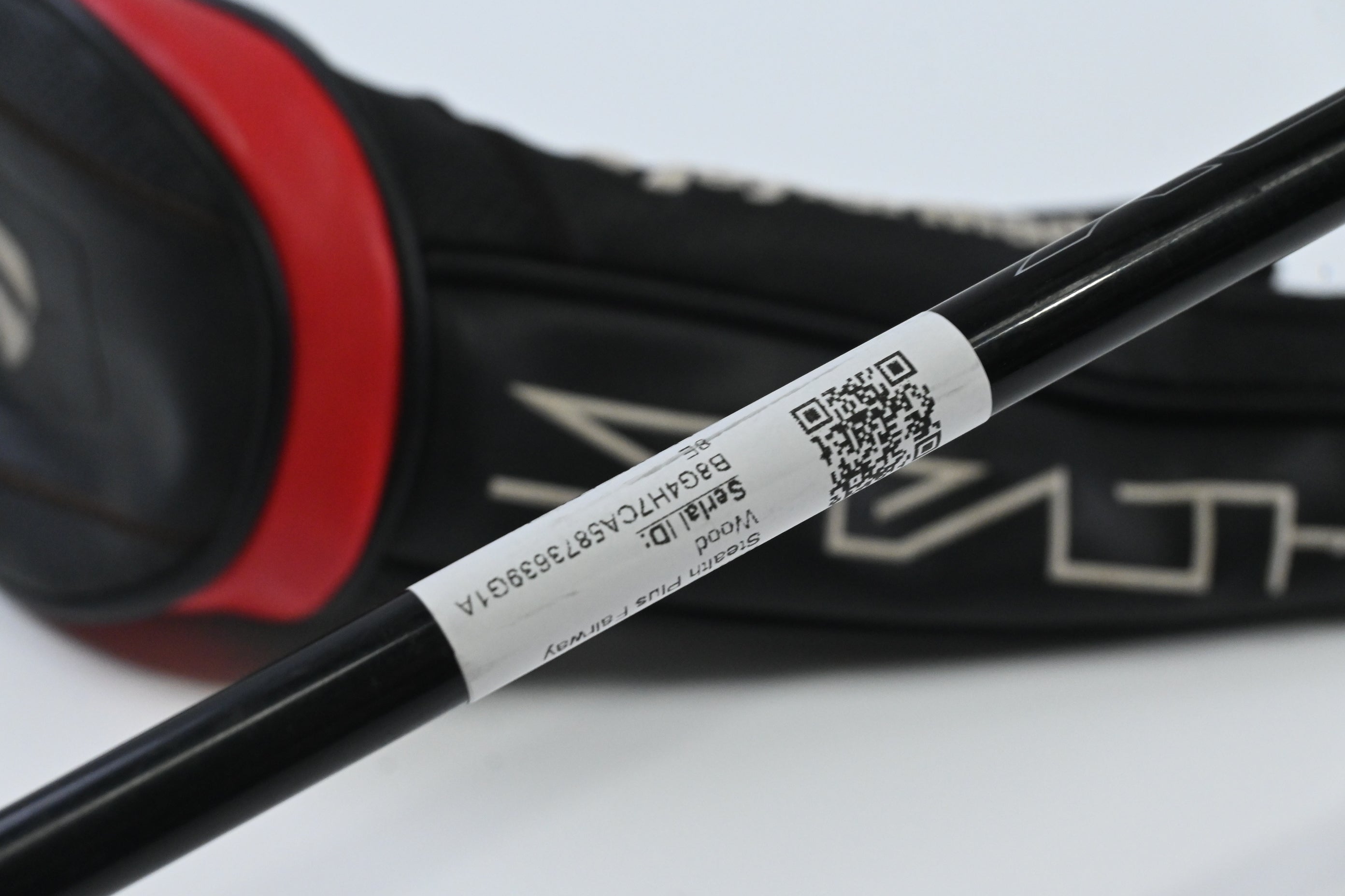 Left Hand Taylormade Stealth Plus #5 Wood / 19 Degree / Stiff Flex HZRDUS 75