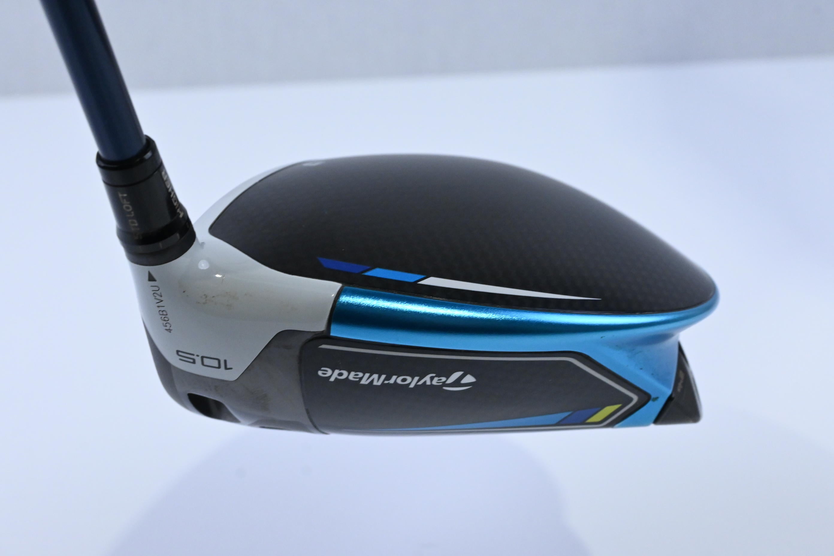 Taylormade SIM2 Max Driver / 10.5 Degree / Regular Flex Fujikura Ventus Blue 5