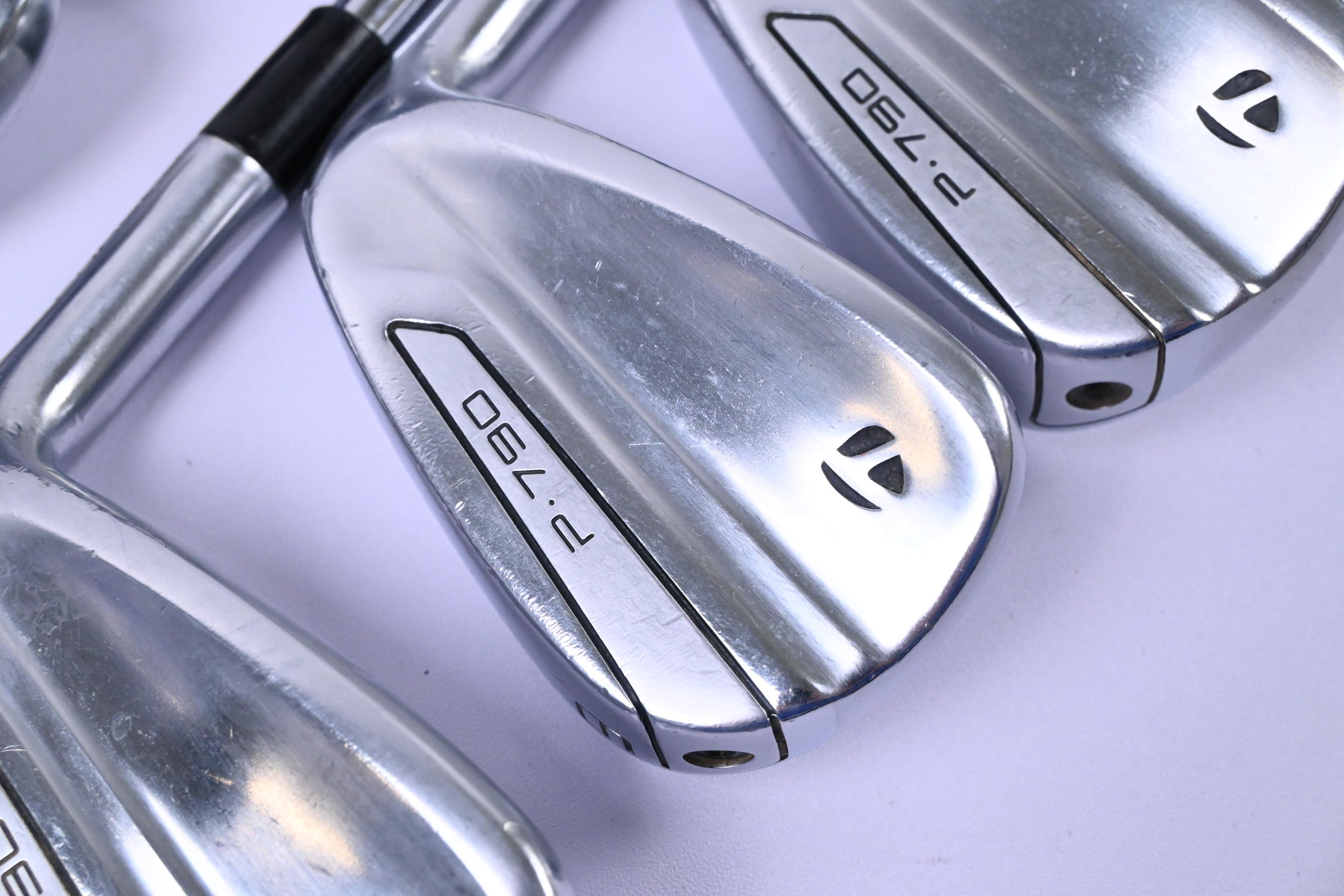 Taylormade P790 2019 Irons / 5-PW+GW / Regular Flex KBS Tour 90 Shafts