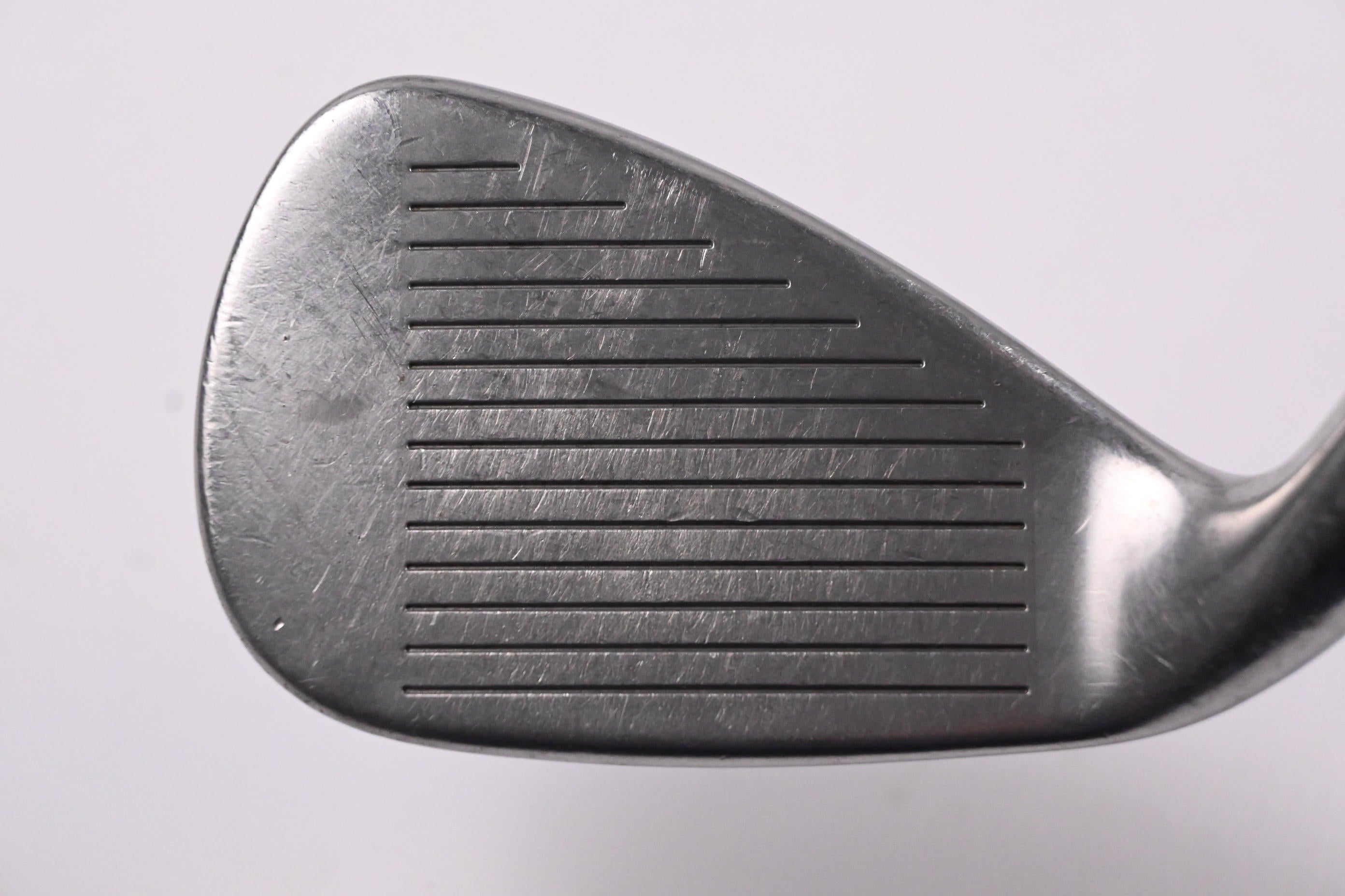 Titleist 712 AP1 Pitching Wedge / 45 Degree / Regular Flex Dynalite Gold XP R300