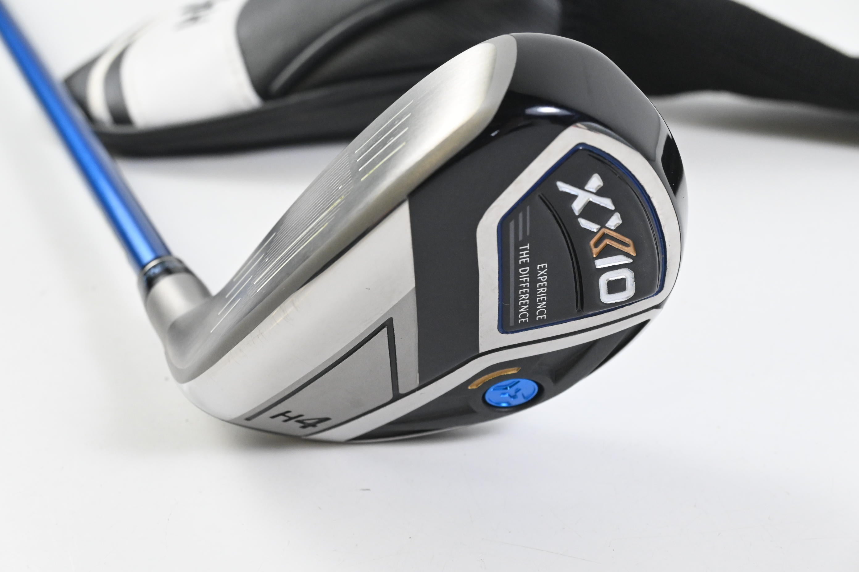 Left Hand XXIO Eleven #4 Hybrid / 20 Degree / Regular Flex XXIO MP 1100 43