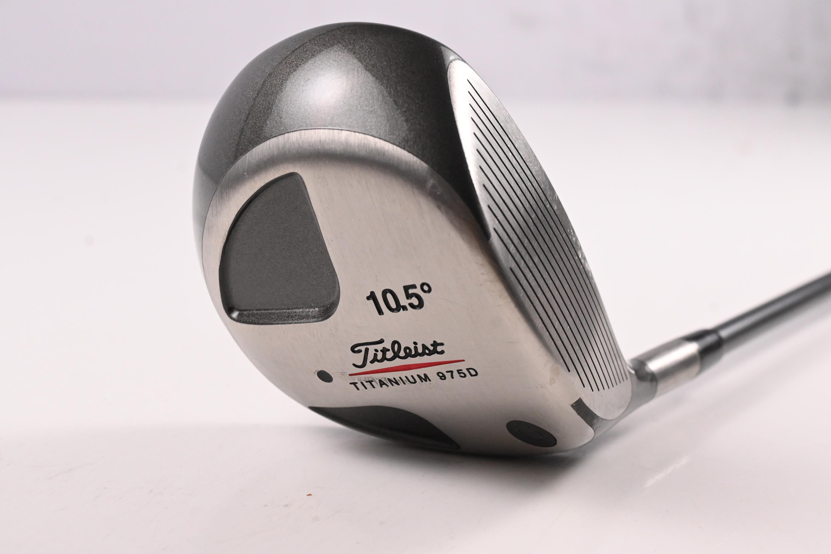 Titleist 975 D Driver / 10.5 Degree / Regular Flex Titleist Ultralite Shaft