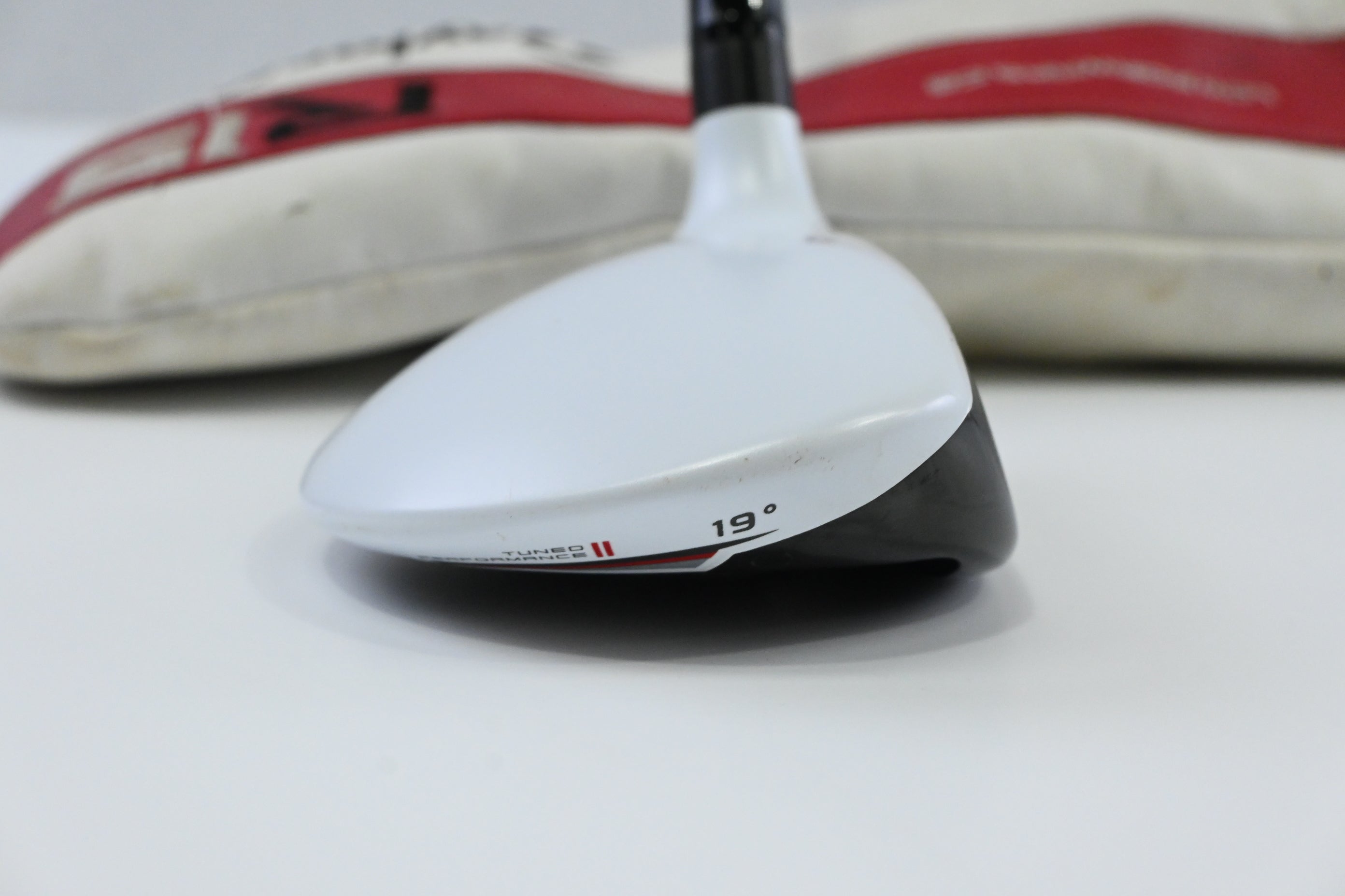 Taylormade R15 #5 Wood / 19 Degree / Regular Flex Fujikura Speeder 56 Evolution
