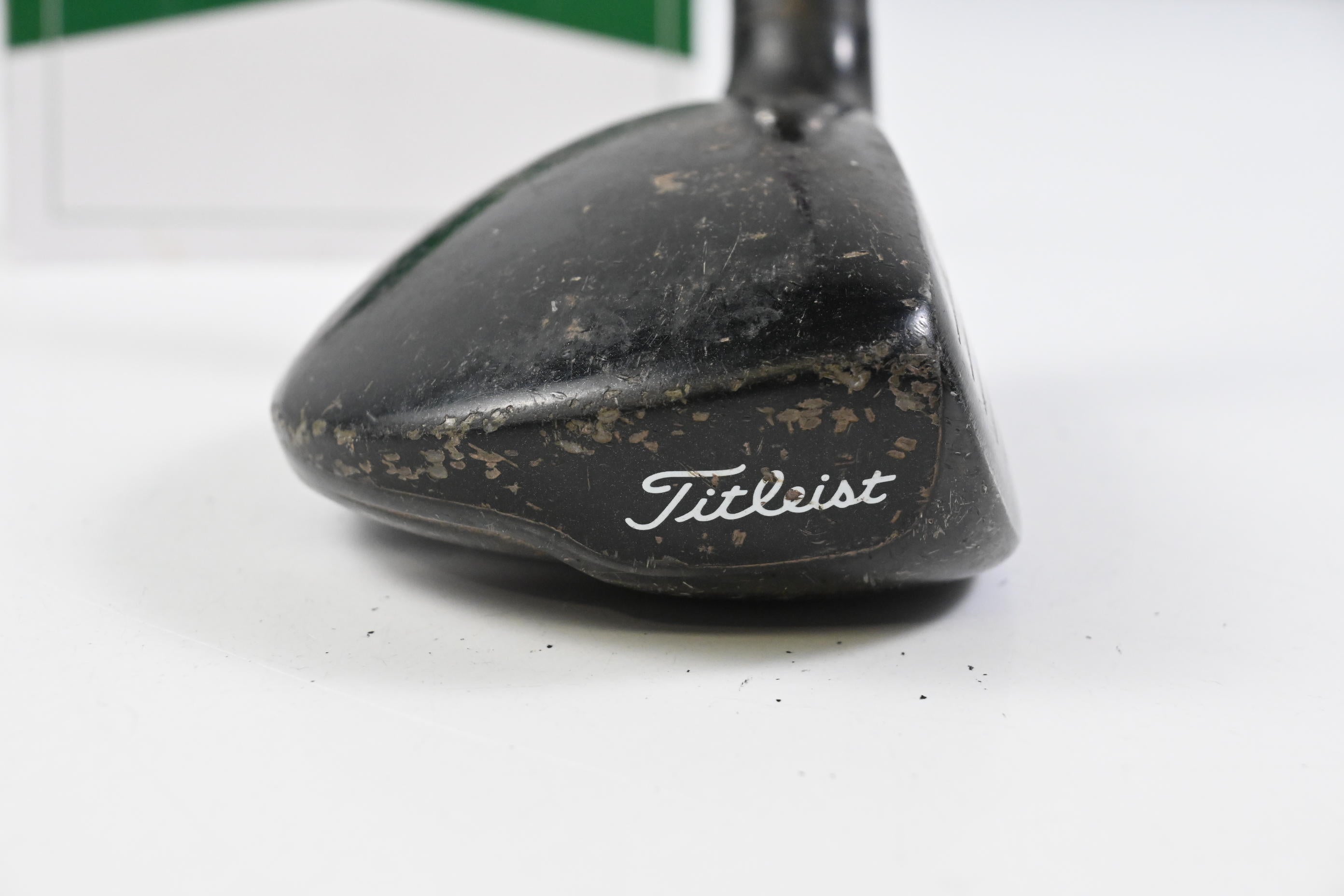 Titleist 913H #3 Hybrid / 21 Degree / Regular Flex Bassara Red 60 Shaft