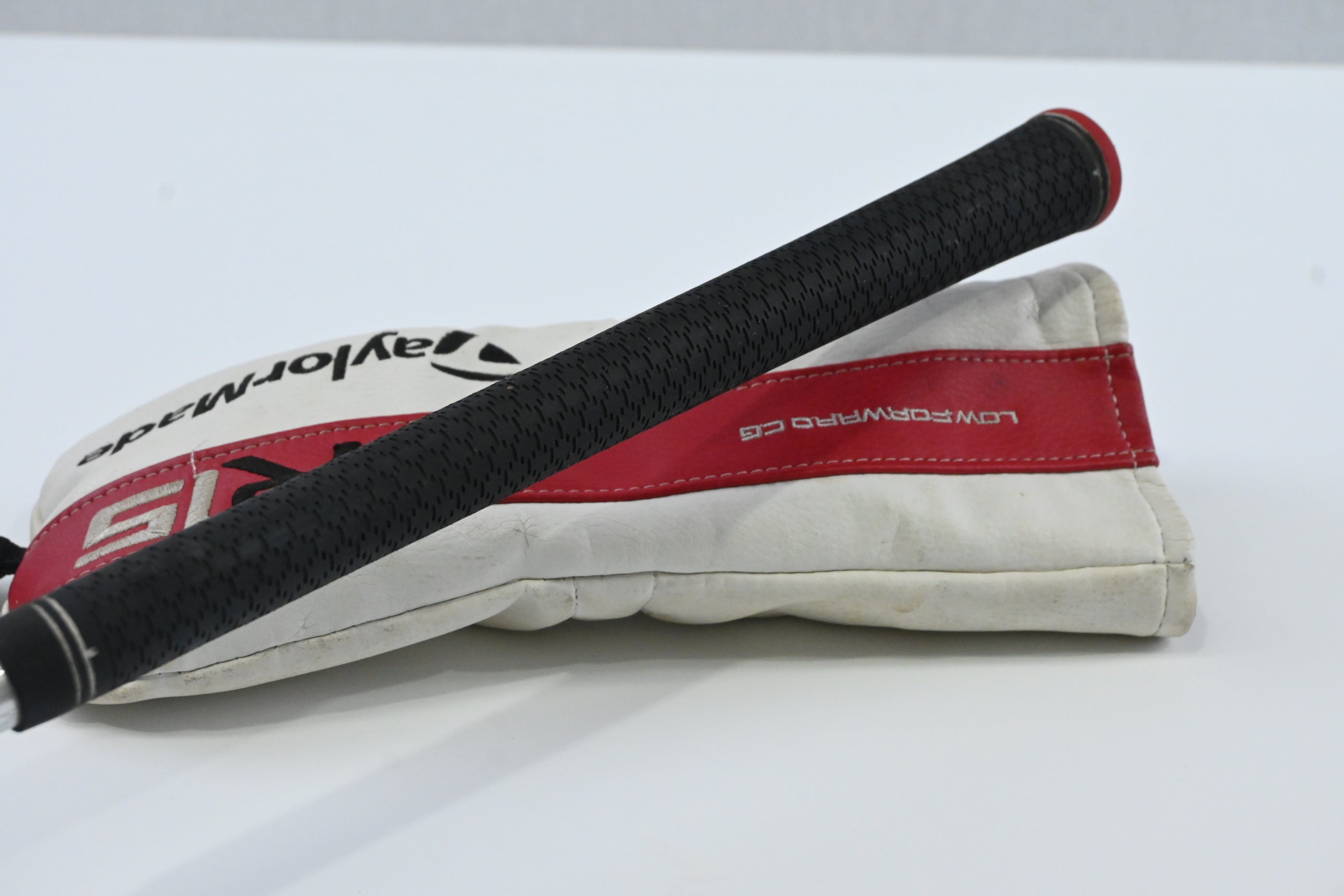 Taylormade R15 #5 Wood / 19 Degree / Regular Flex Fujikura Speeder 56 Evolution