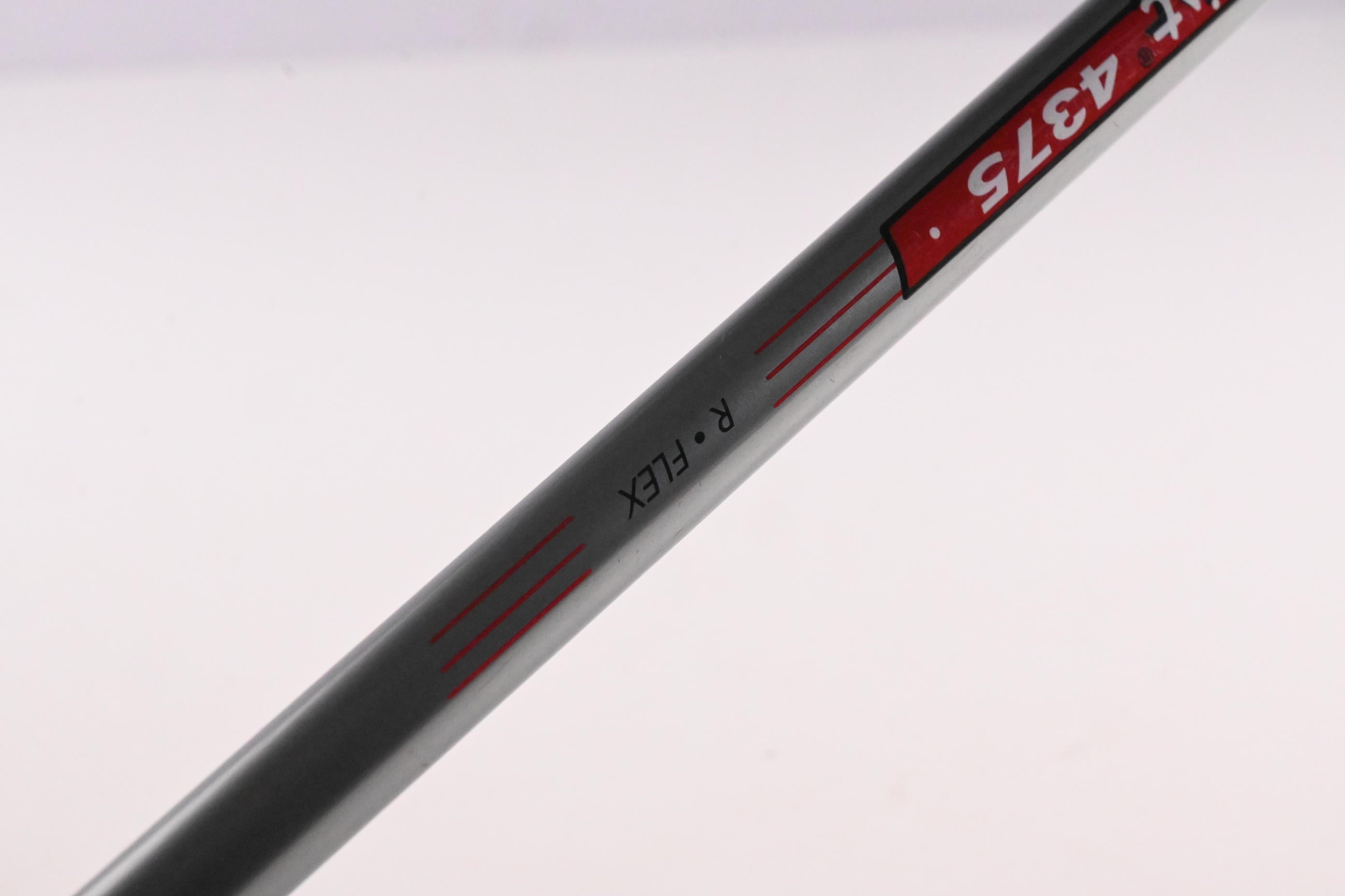 Titleist 980 F #3 Wood / 15 Degree / Regular Flex Titleist 4375 Shaft