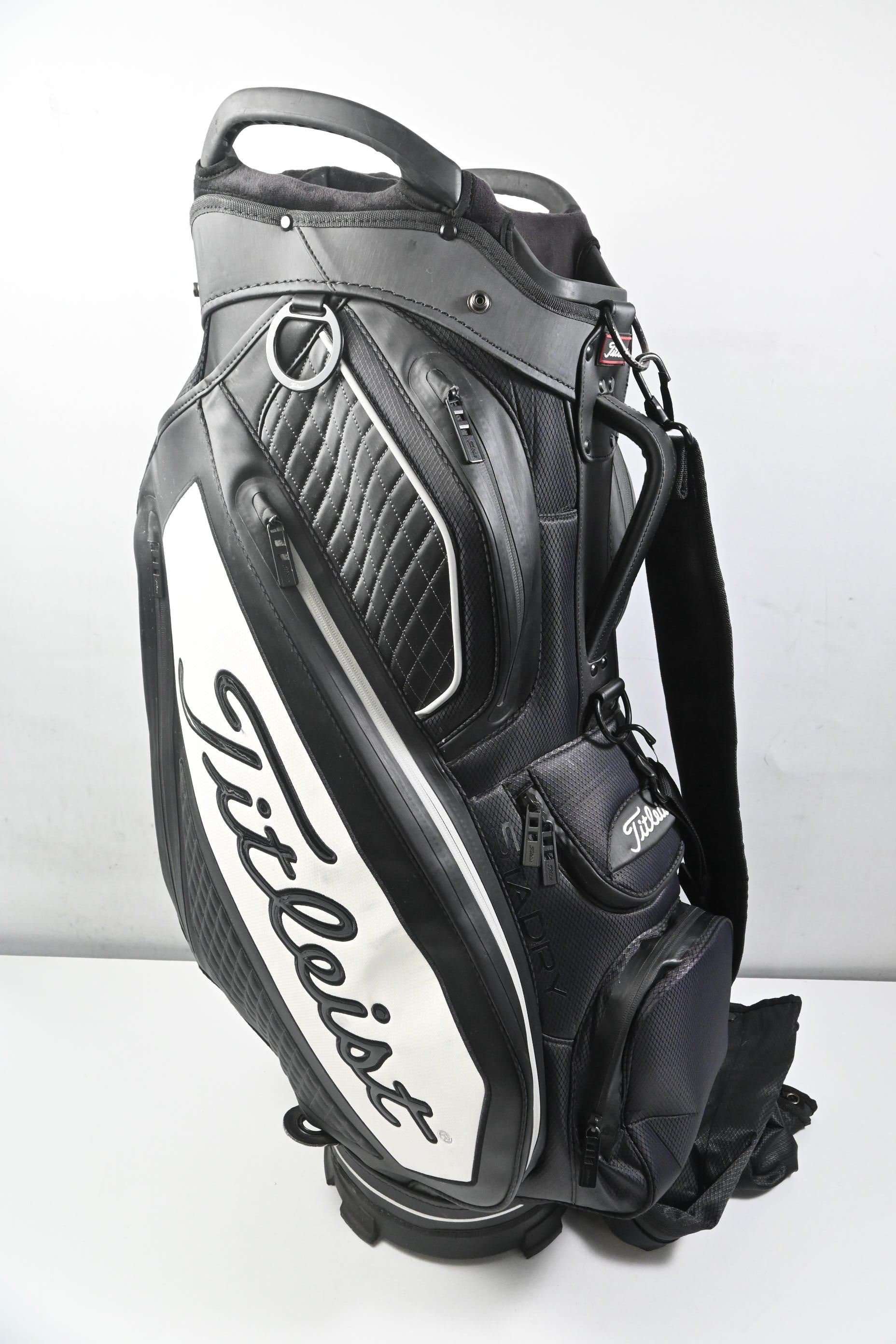 Titleist Cart Bag / 15-Way Divider / Black, White